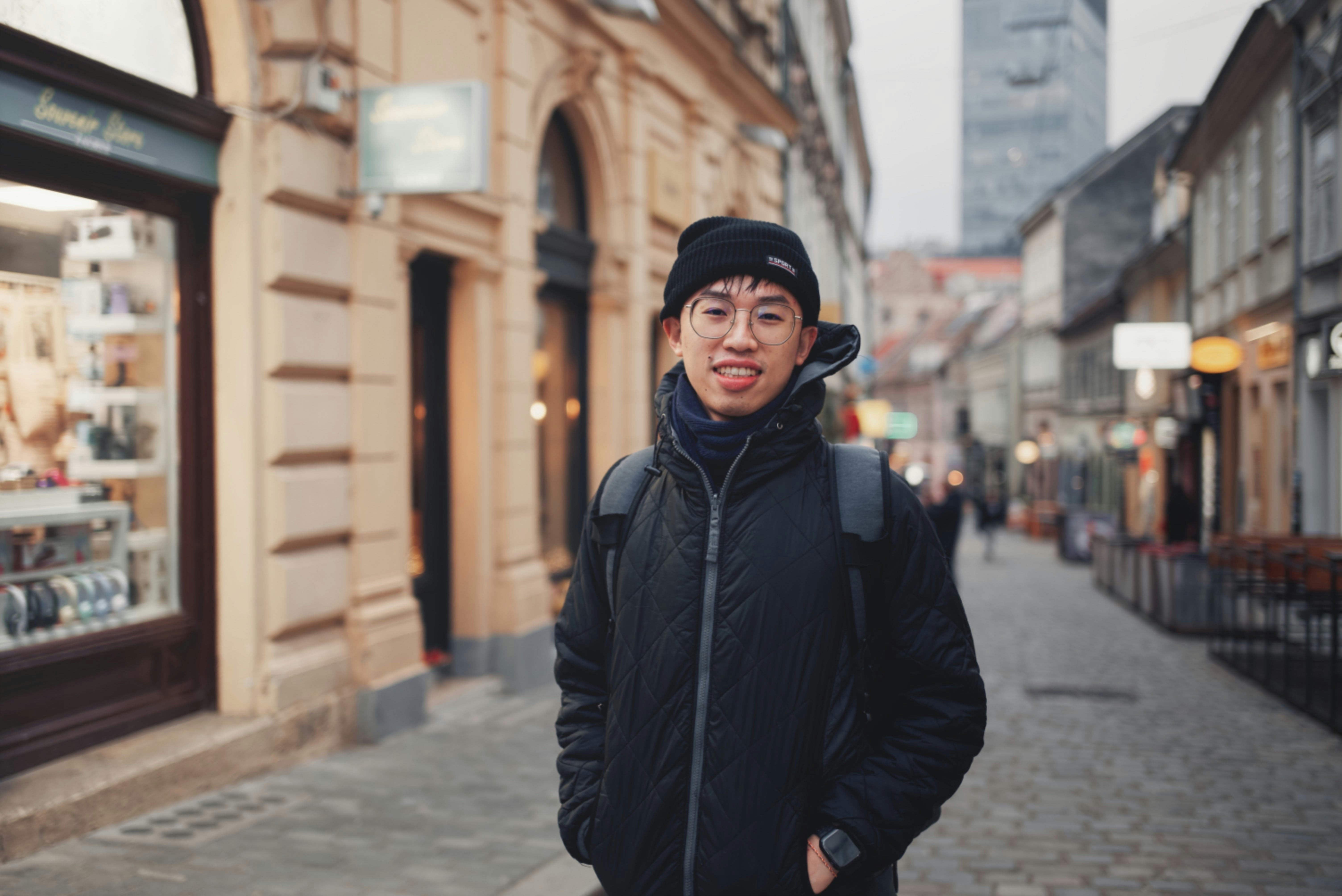 Go to Wei Khang Chong's profile