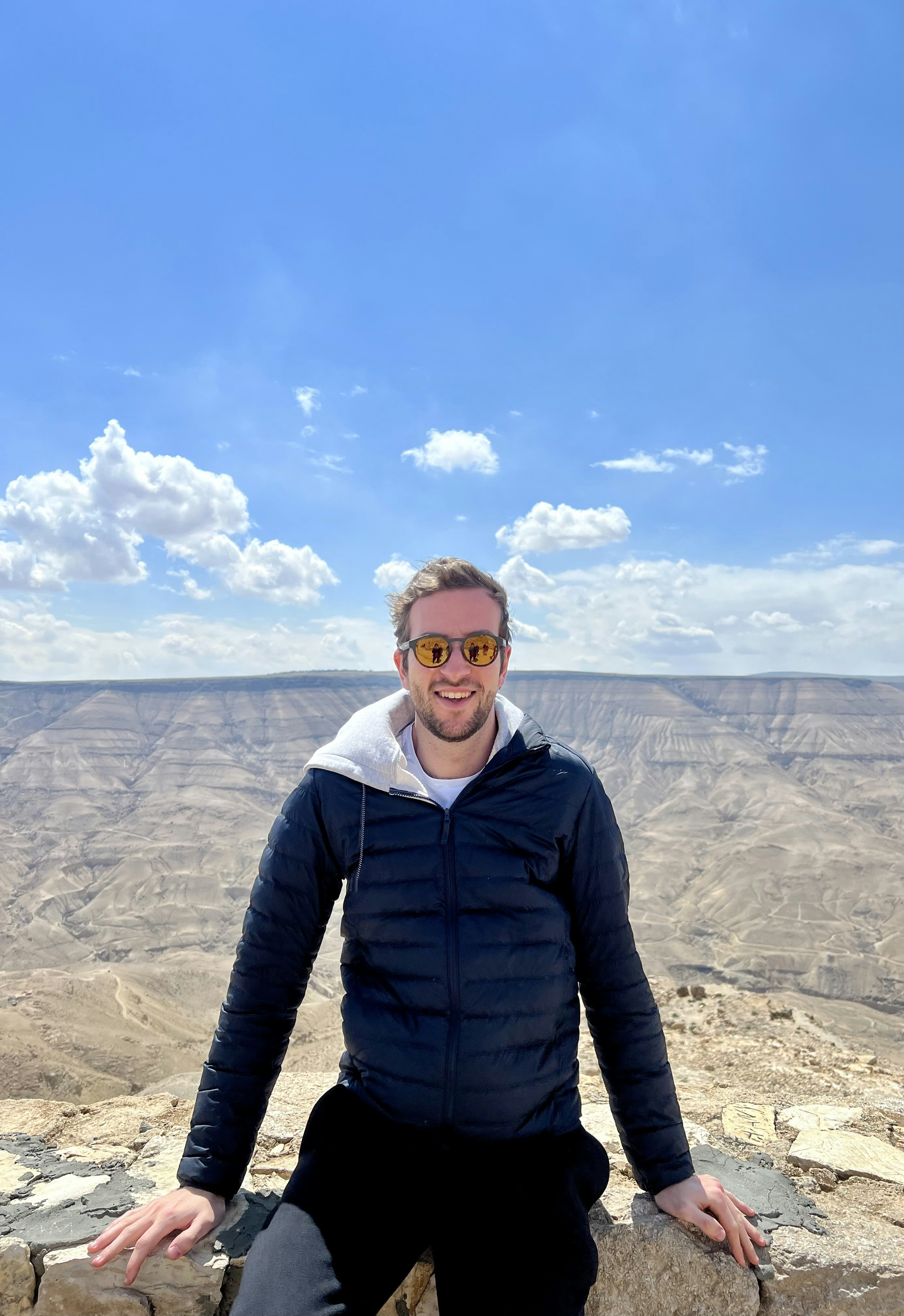 Go to Cyril @cyrilczl's profile