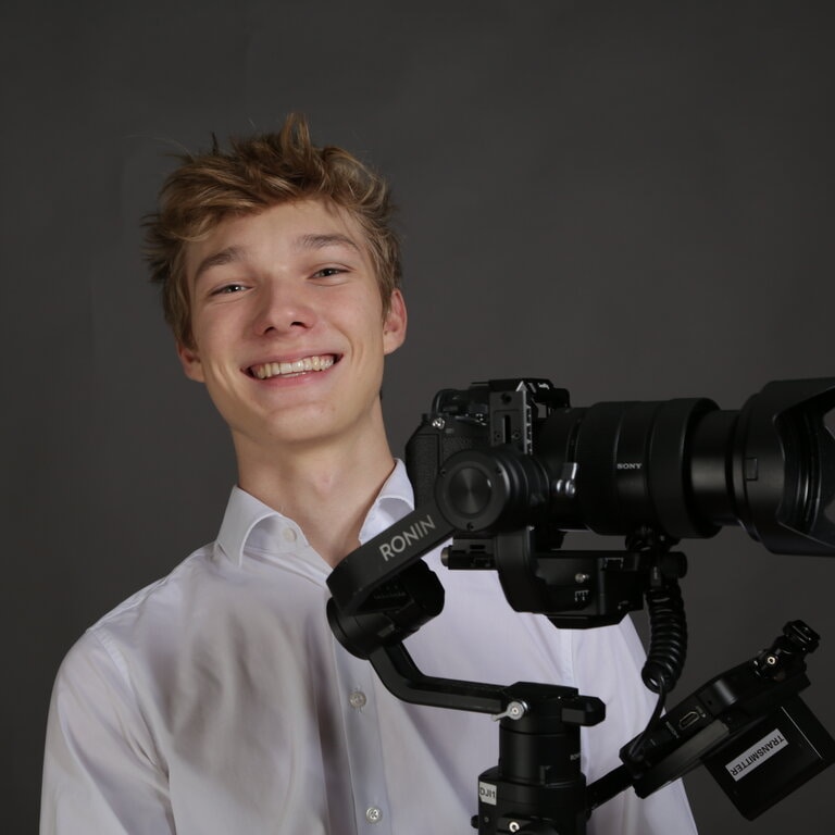 Zum Profil von Moritz Mairinger