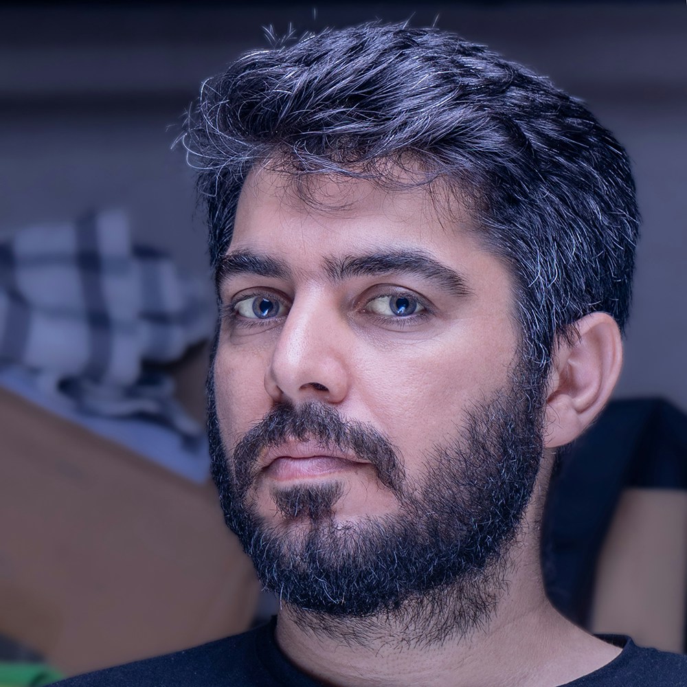 Ve al perfil de rohollah saberi