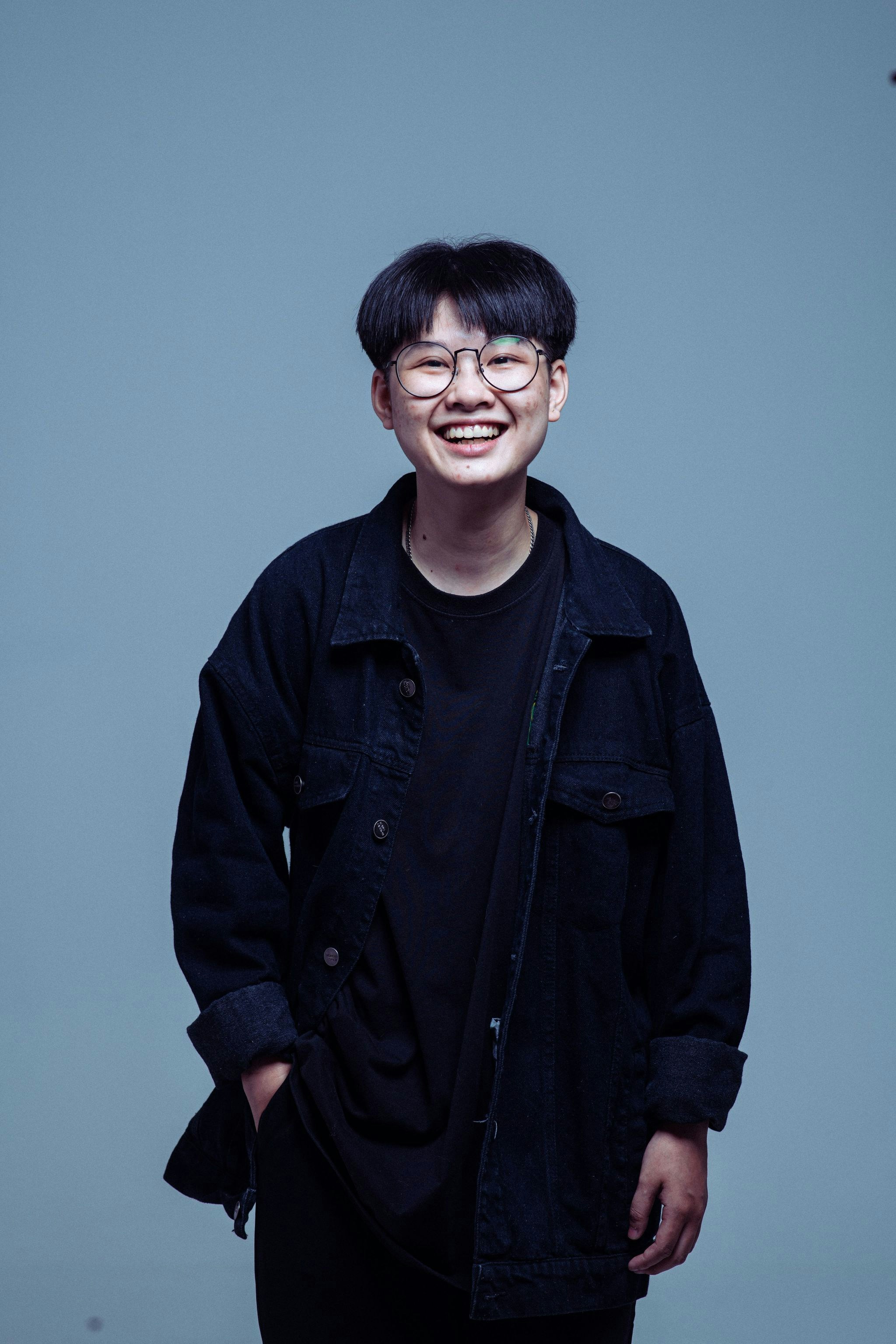 Go to Đặng Duyên's profile