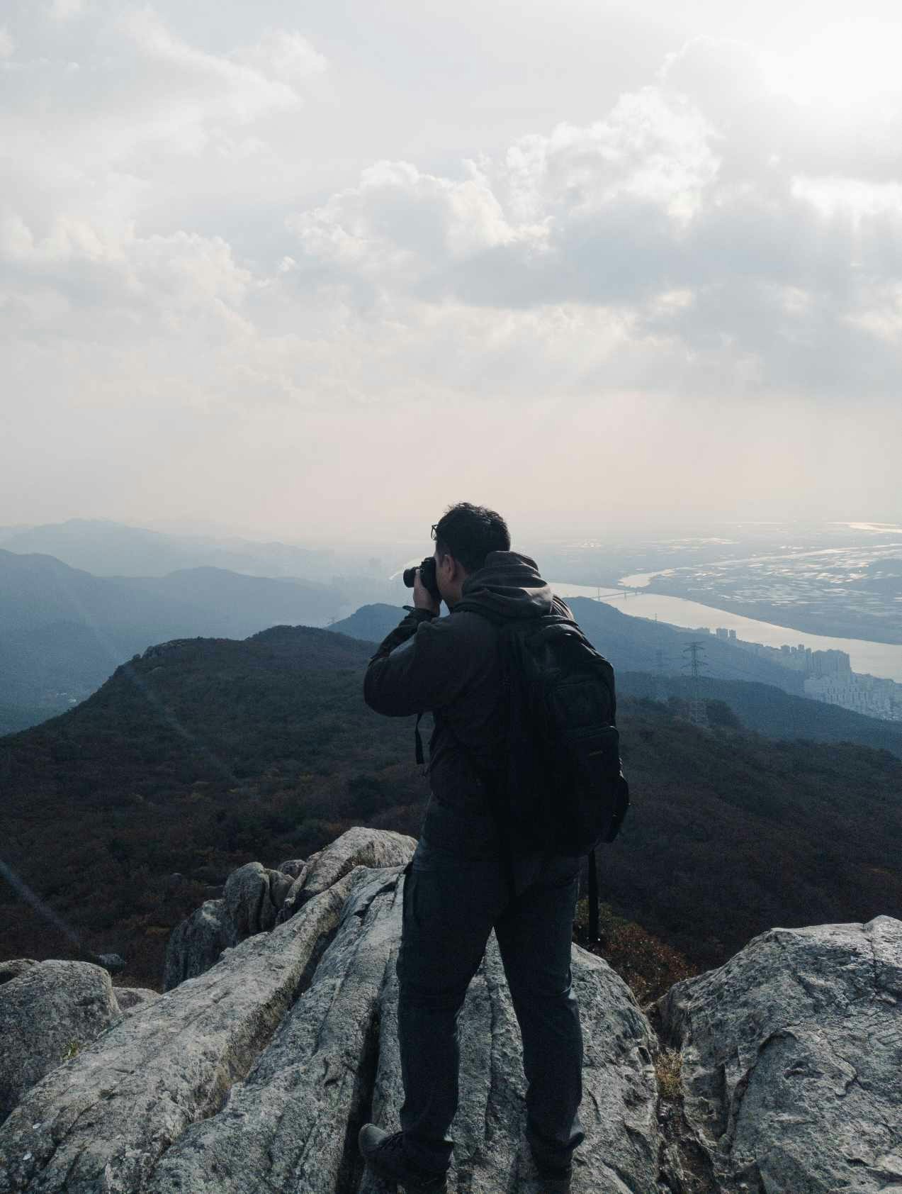 Go to Hoang Trinh's profile