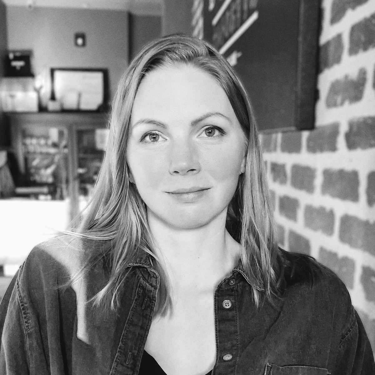 Go to Anna Avery's profile