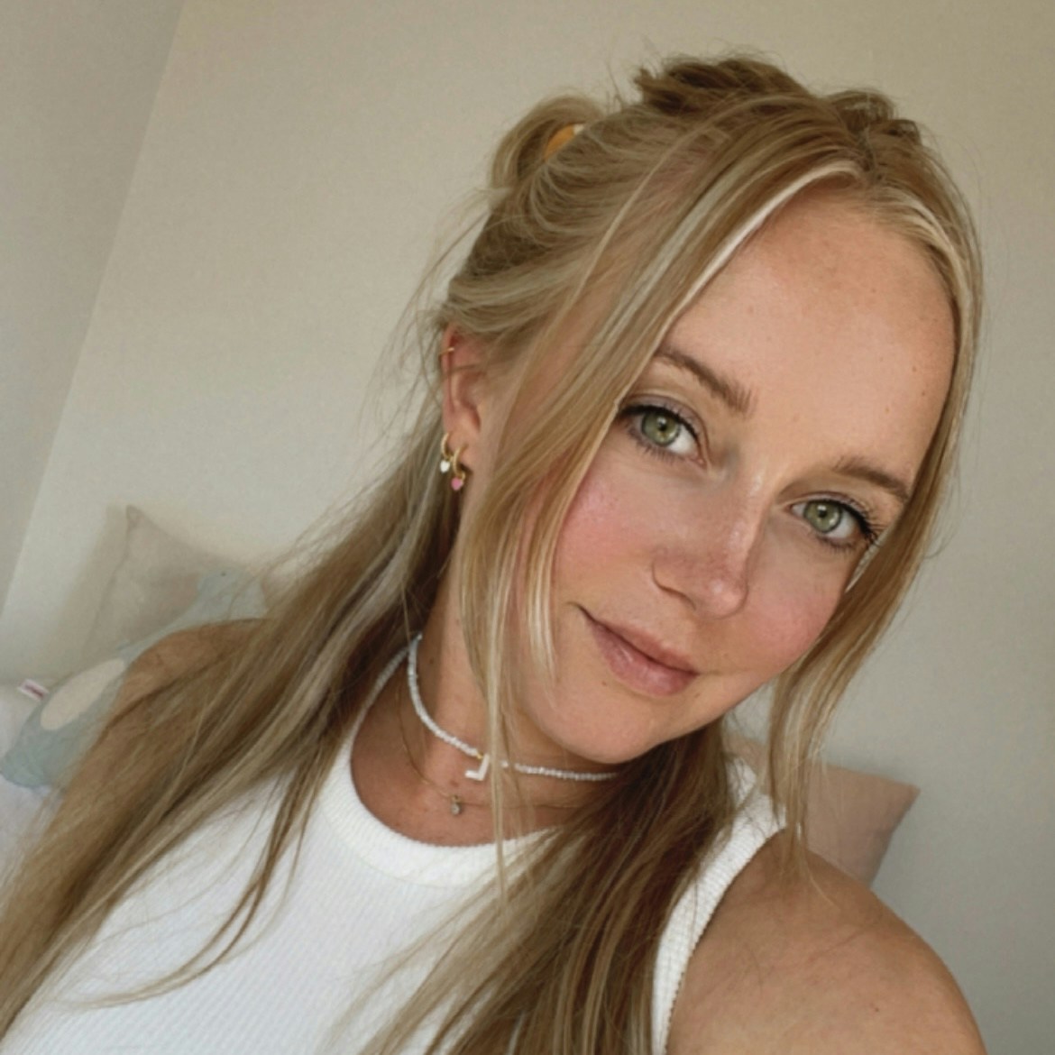 Go to Lotte Mosayebi's profile