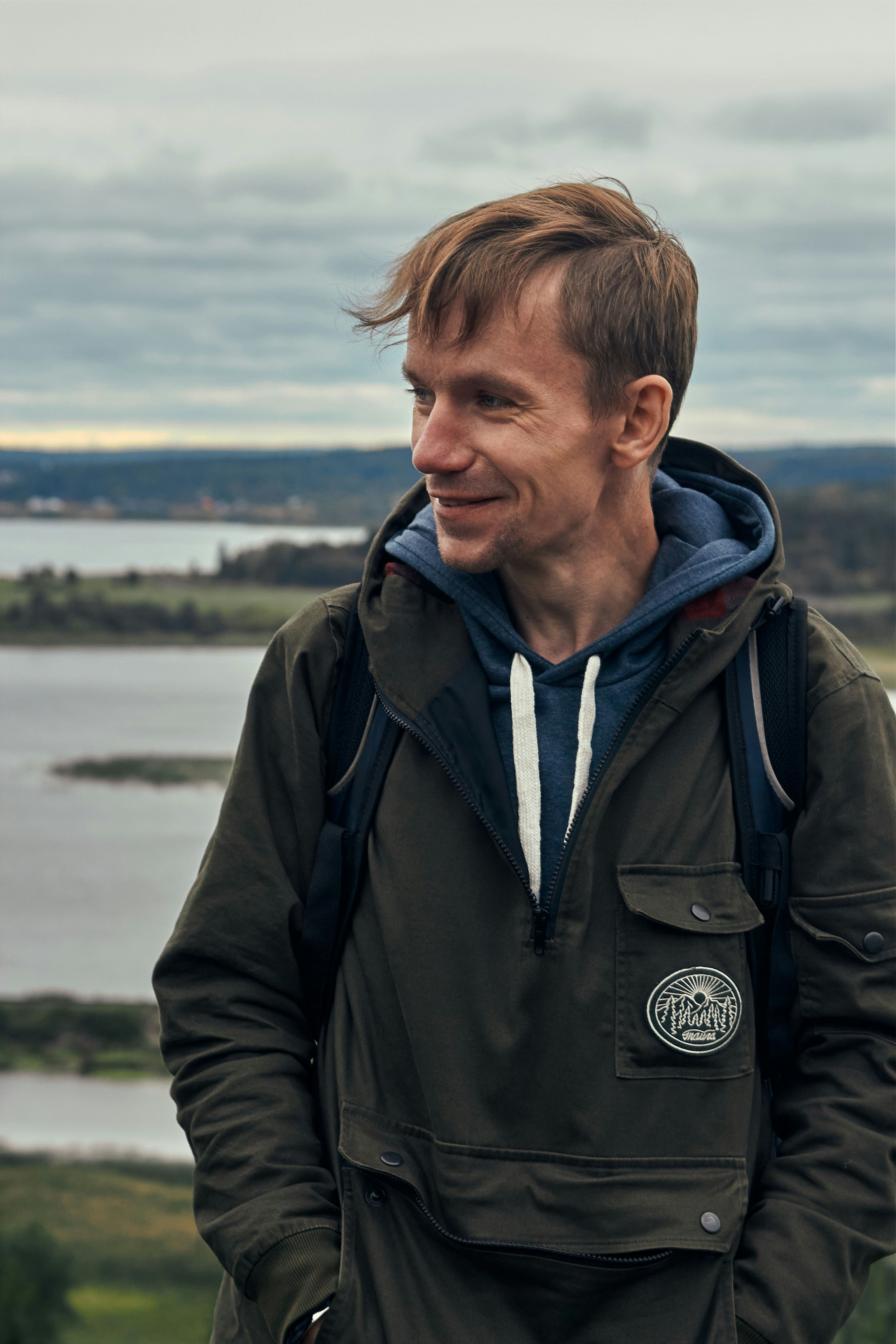 Ve al perfil de Anton Etmanov