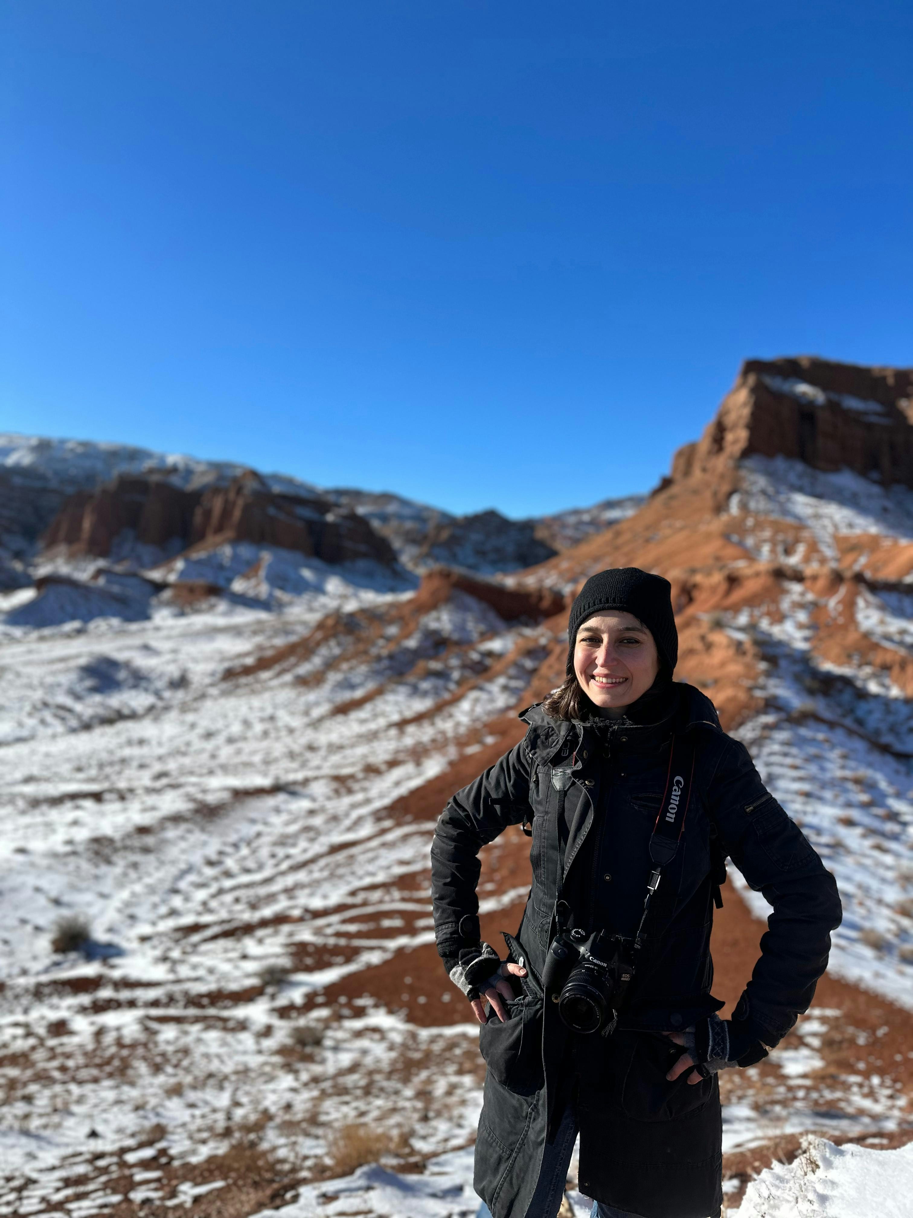 Ve al perfil de Seval Torun