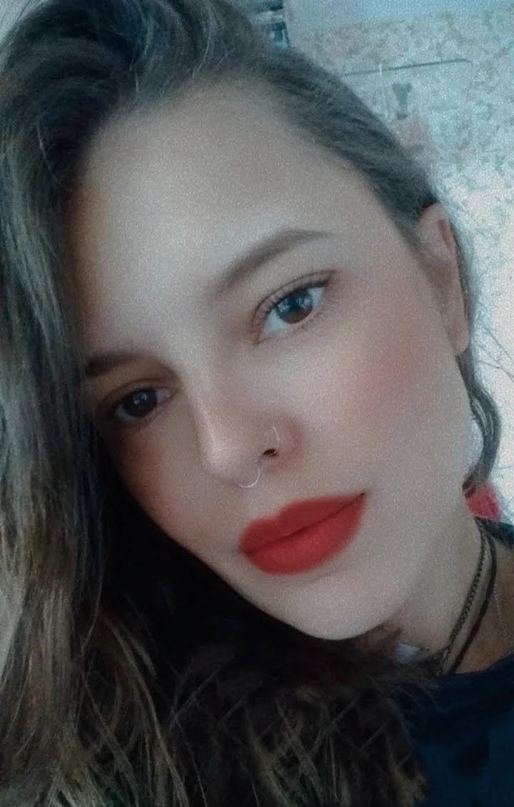 Go to Juliana Gomes's profile