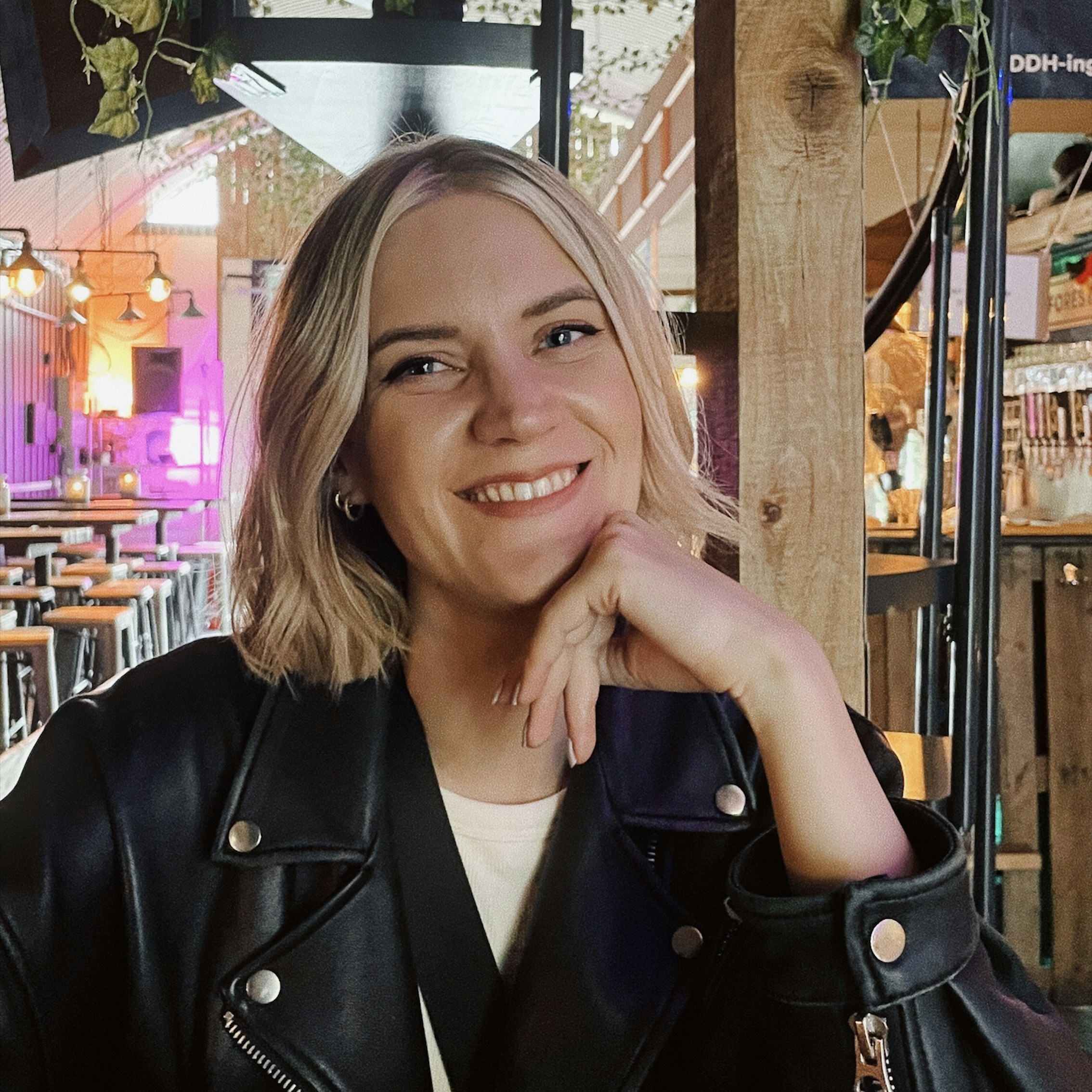 Go to Evelinn Idenfors's profile