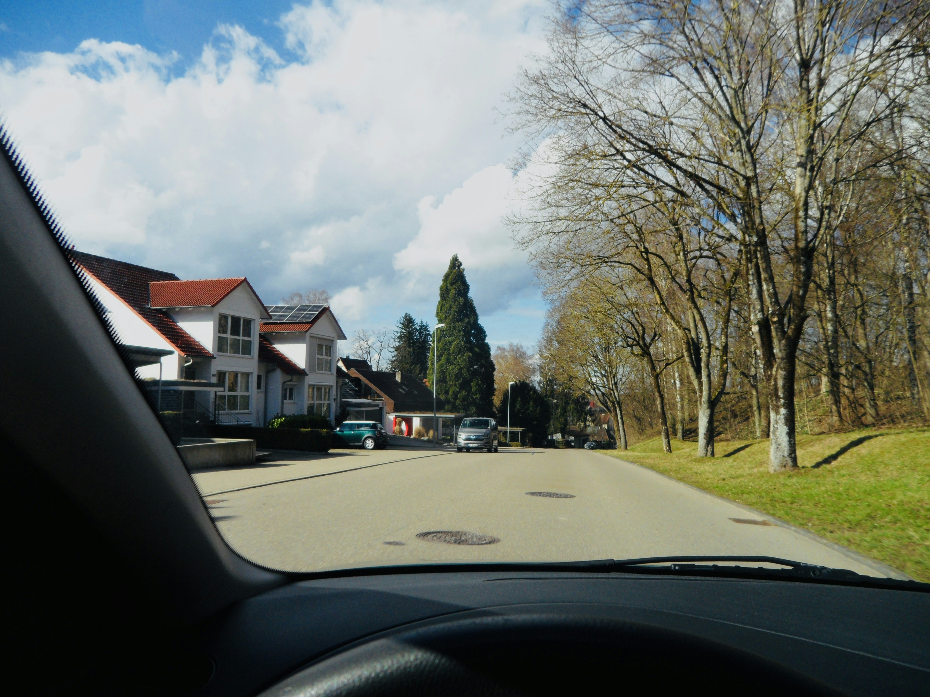 Go to Tanteraka R's profile