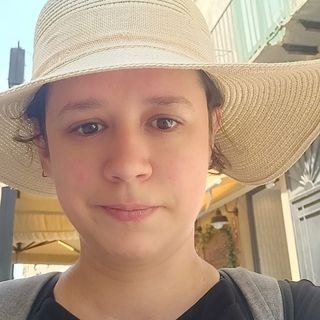 Go to Ana Retore's profile