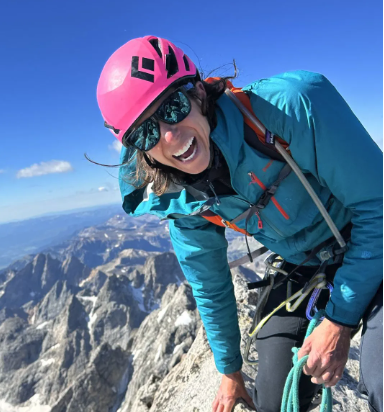 Zum Profil von Abby Santurbane