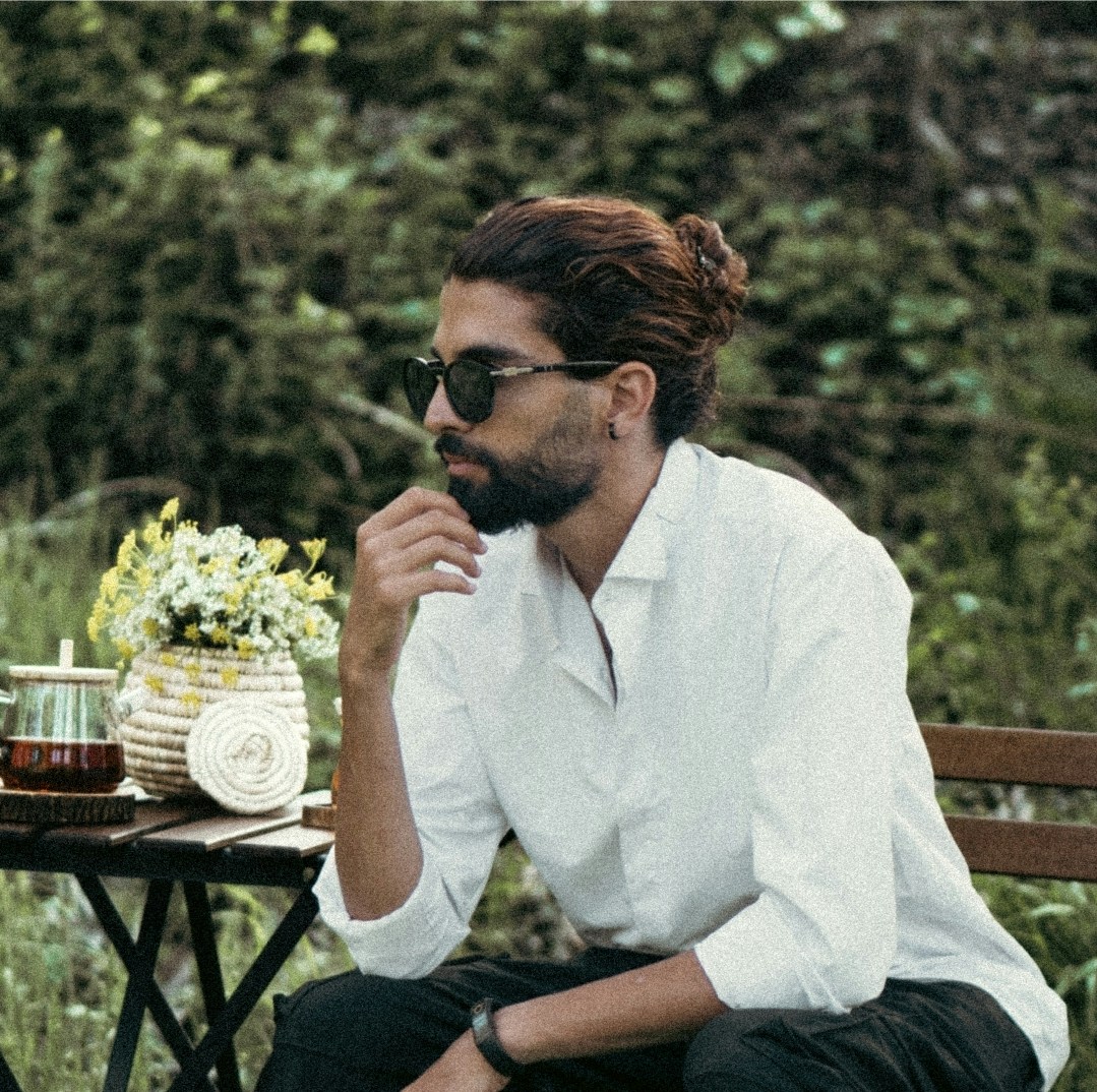 Go to Mahyar Yeganeh's profile