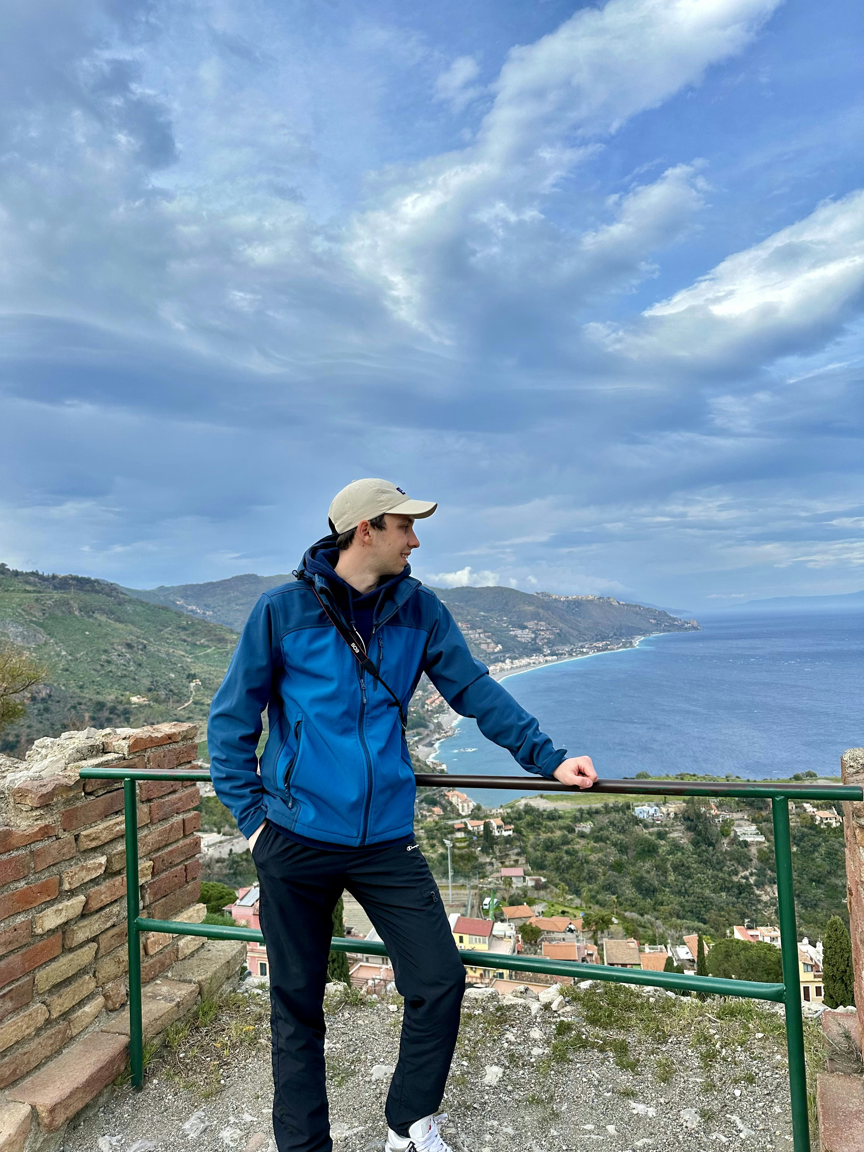 Go to Tudor Olteanu's profile