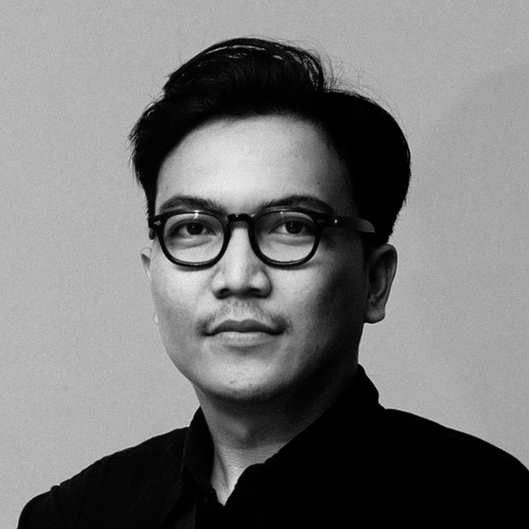 ikhbaleのプロフィールを見る