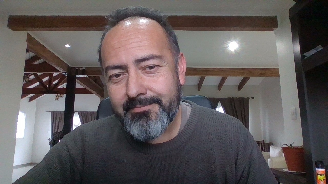 Avatar of user Arturo De la Rivera