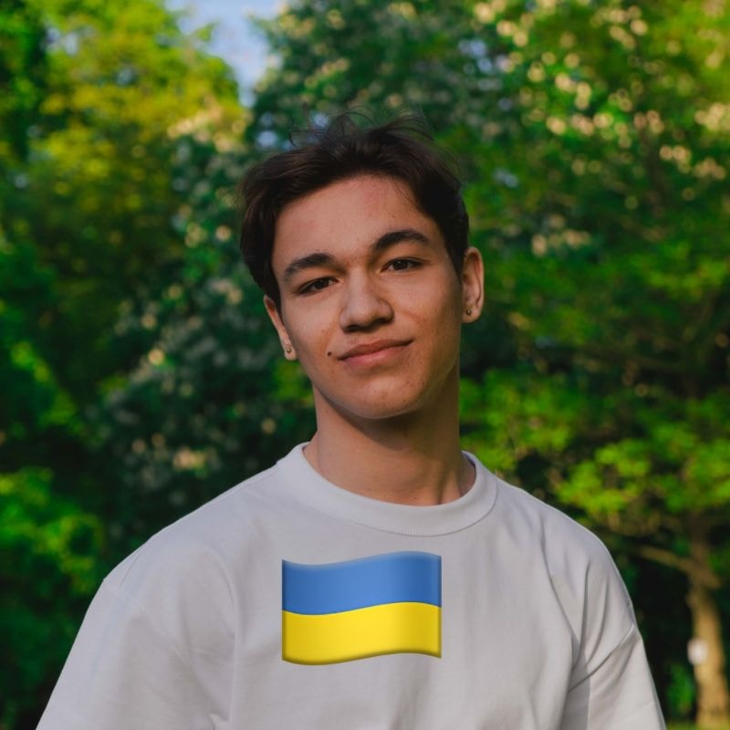 Go to Andriy Oliynyk's profile