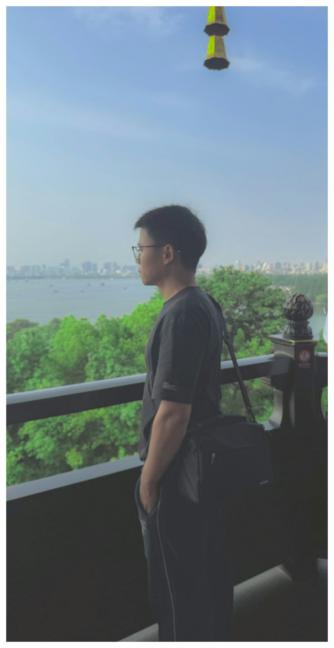 XUE LIUのプロフィールを見る