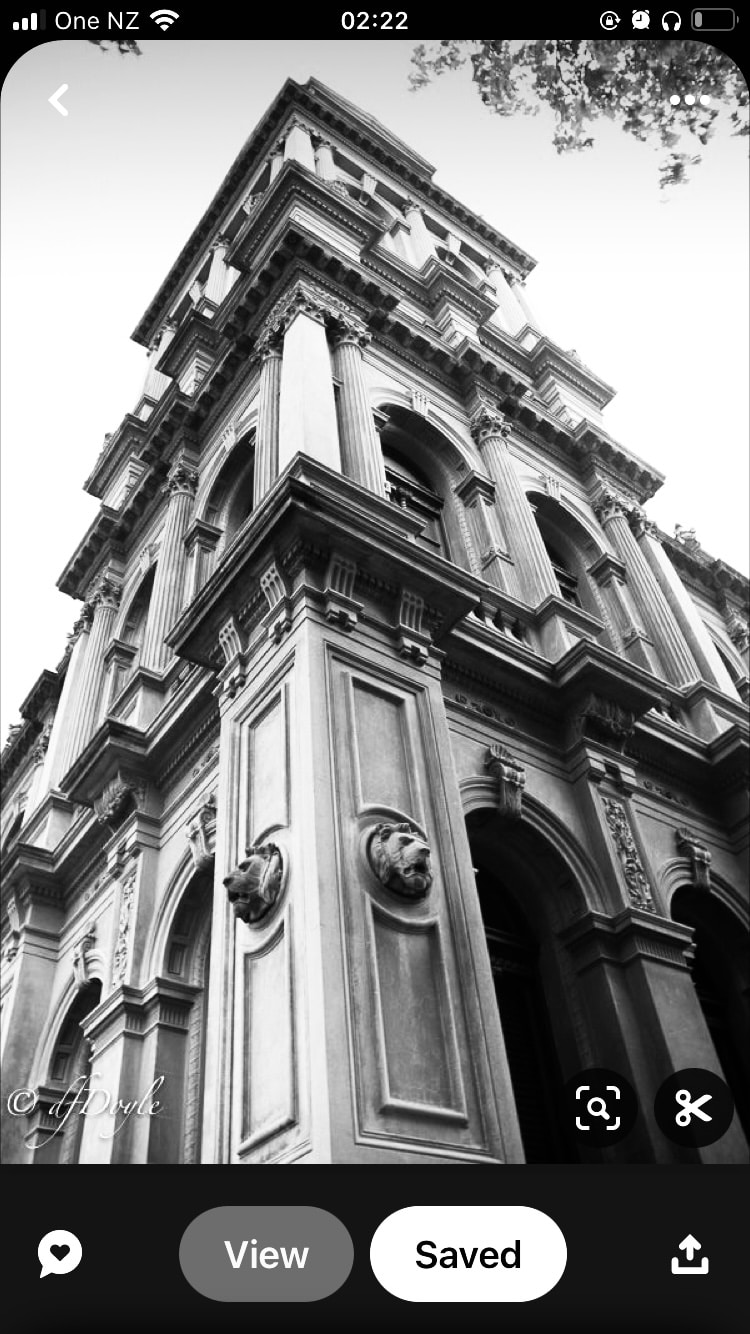 Zum Profil von Jade Gray