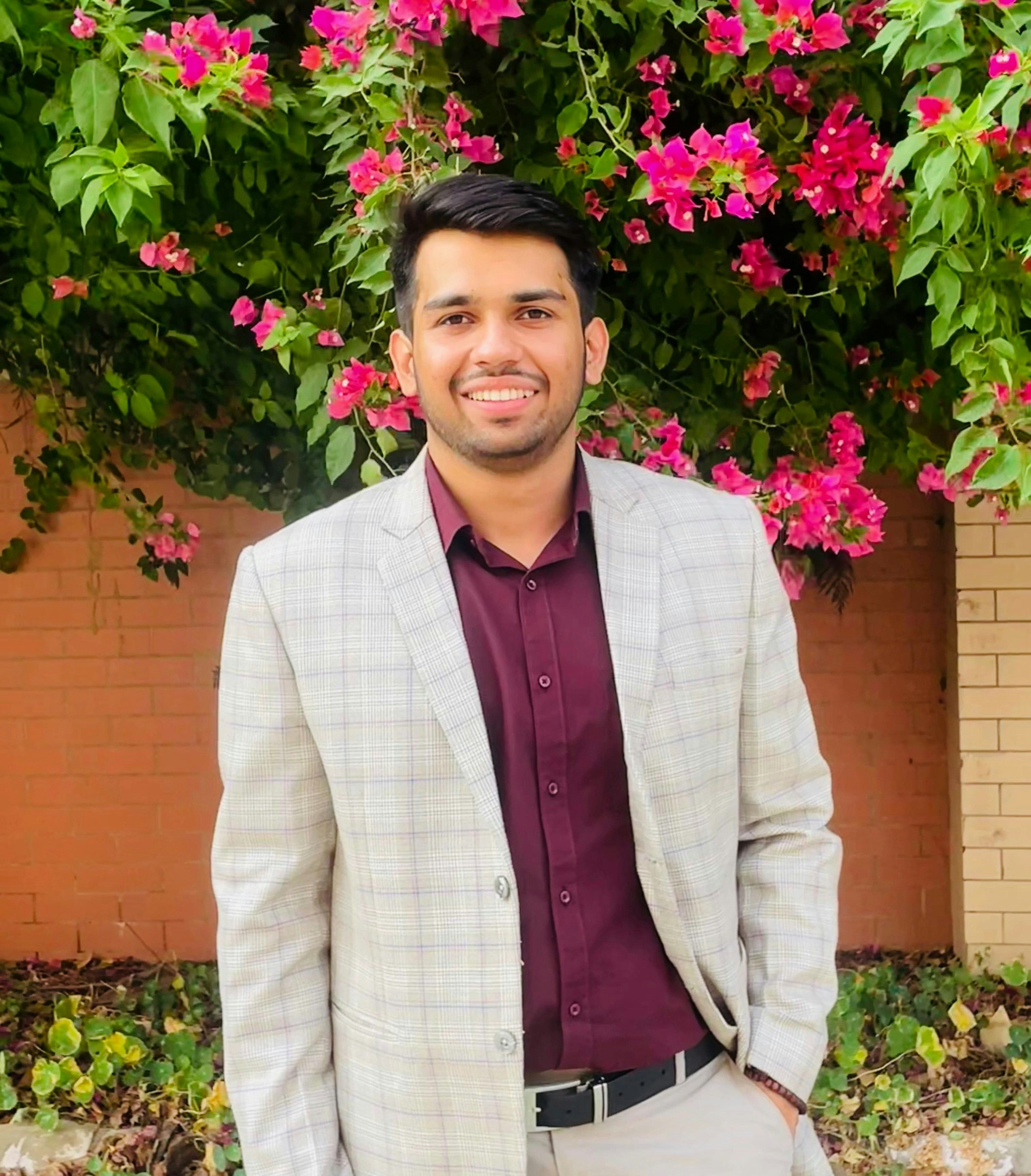 Ve al perfil de Om Aryan