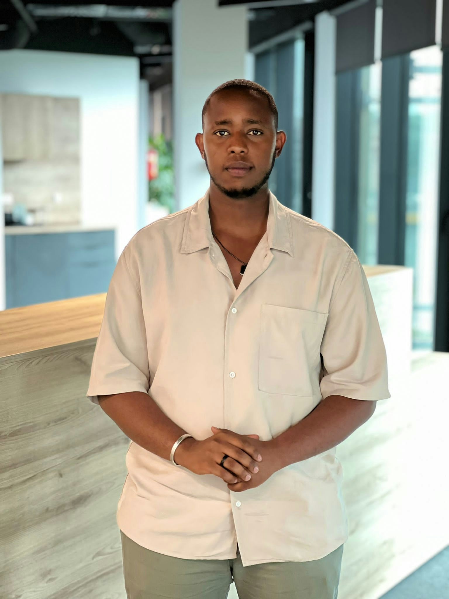 Olivier Ntwali Kozivuze의 프로필로 이동