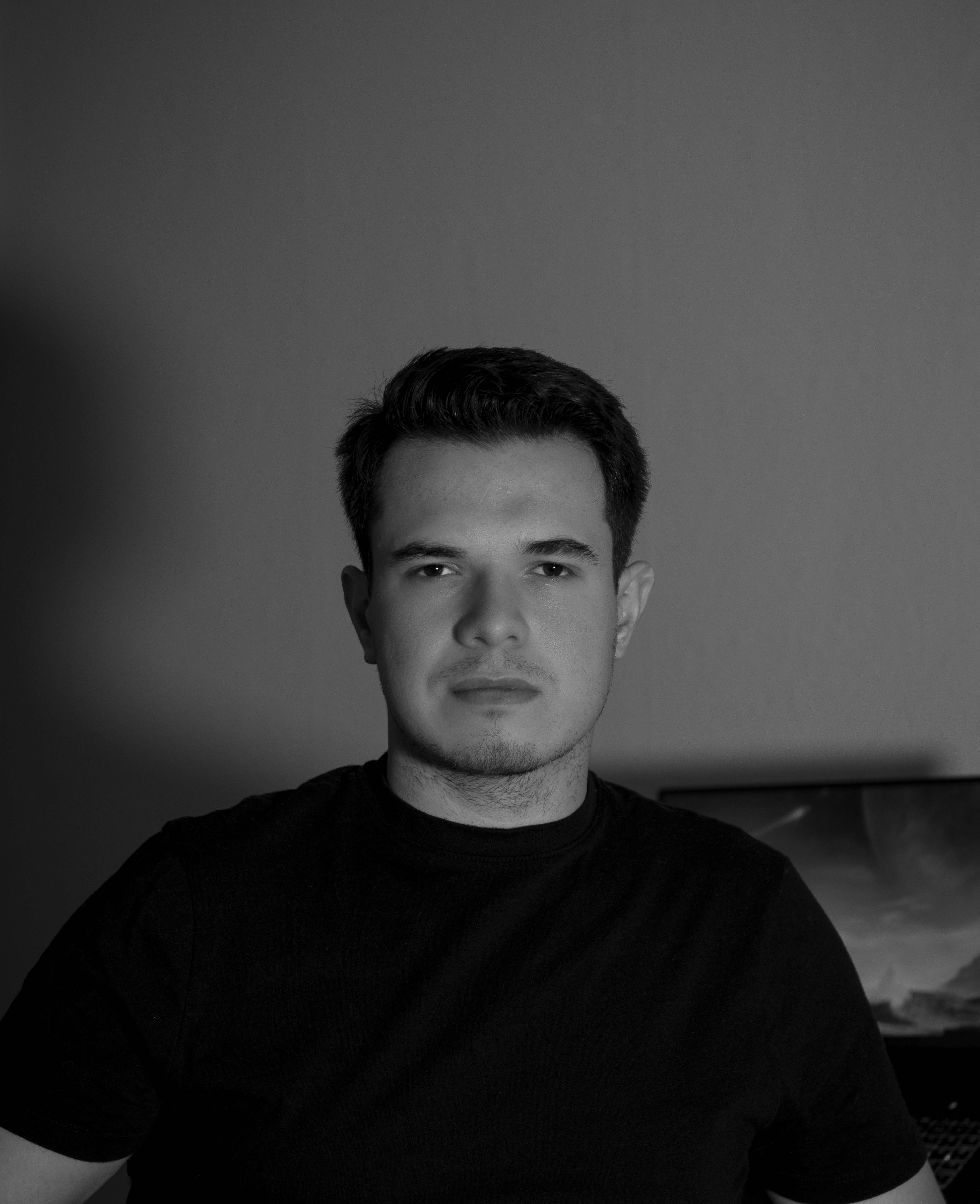 Ve al perfil de Hamza Şamil Yavuz