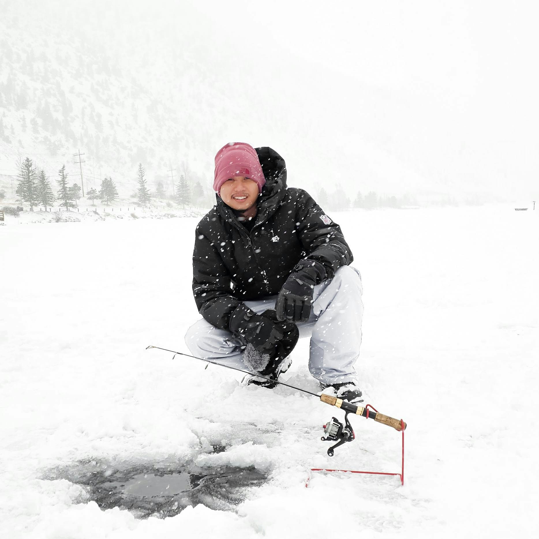 Go to Pech Visoth's profile