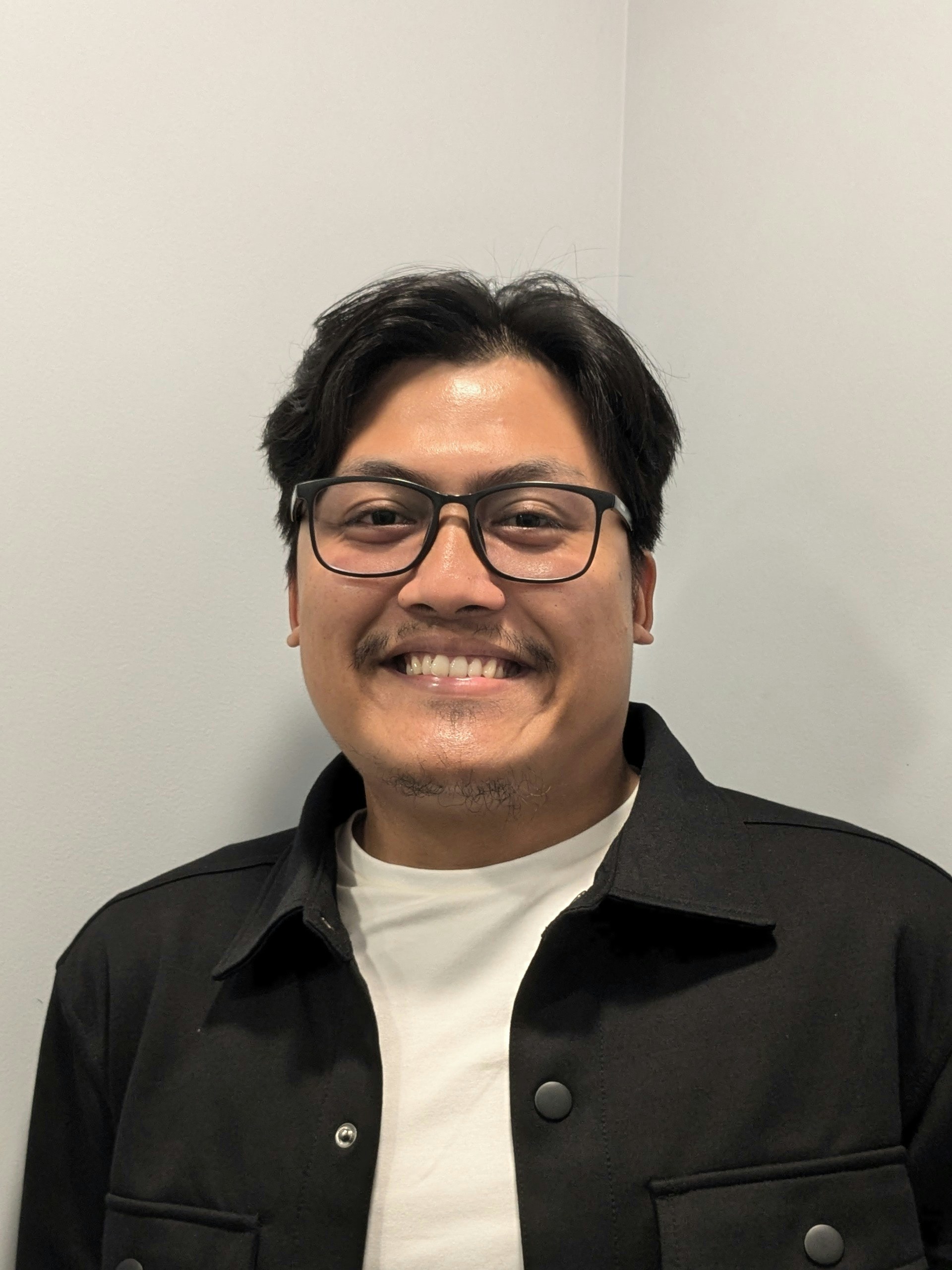 Go to Iqbal Tarigan's profile