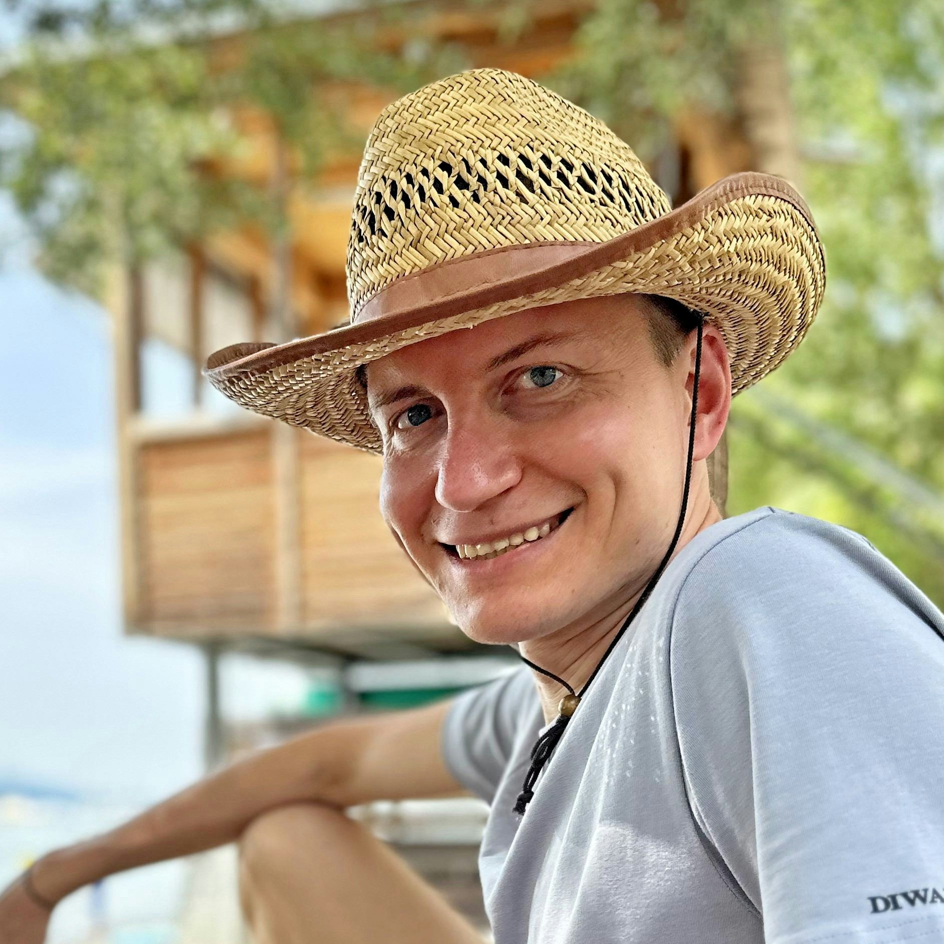 Go to Anton Konstantinov's profile