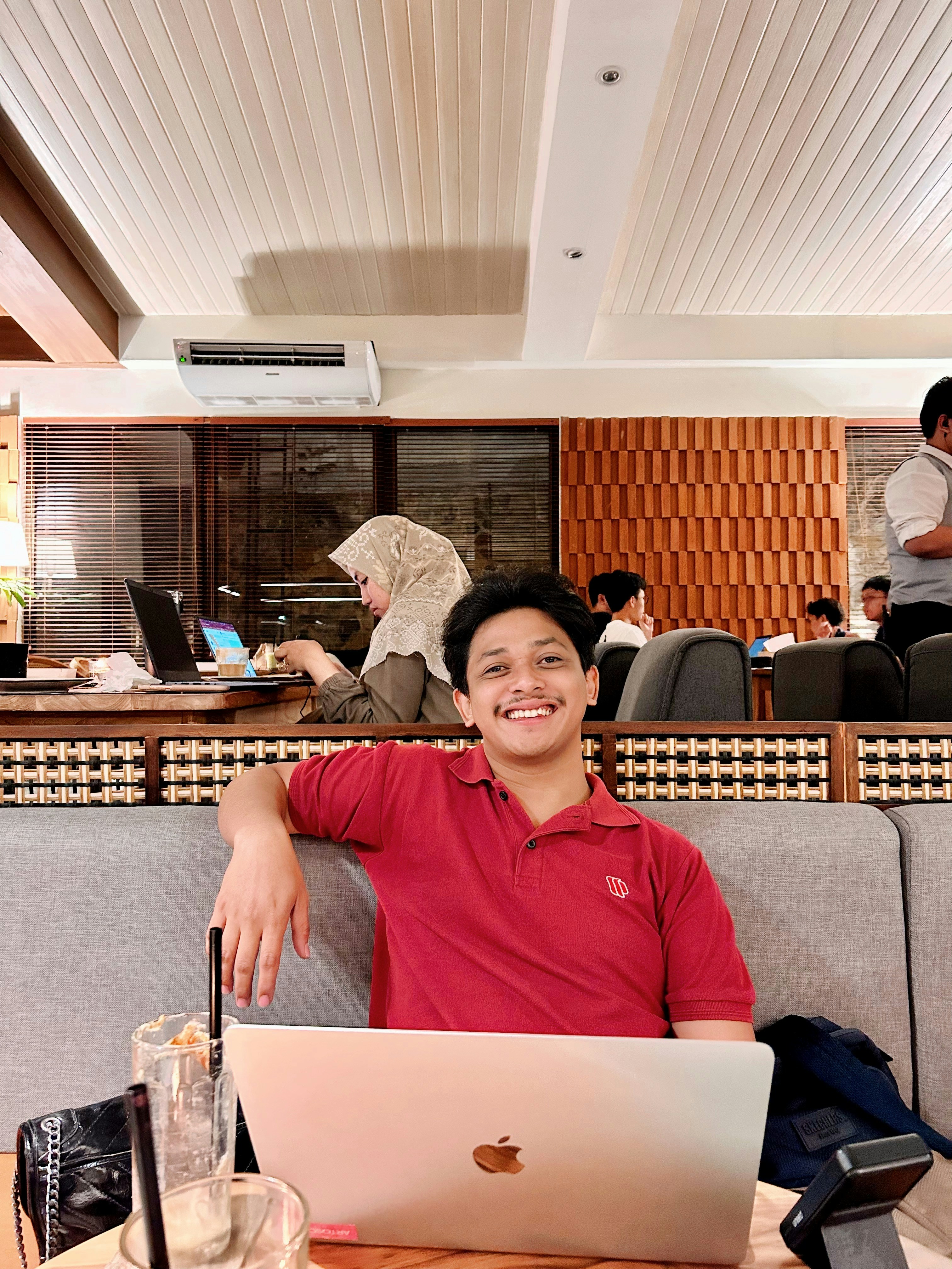 Go to Revan Pratama's profile