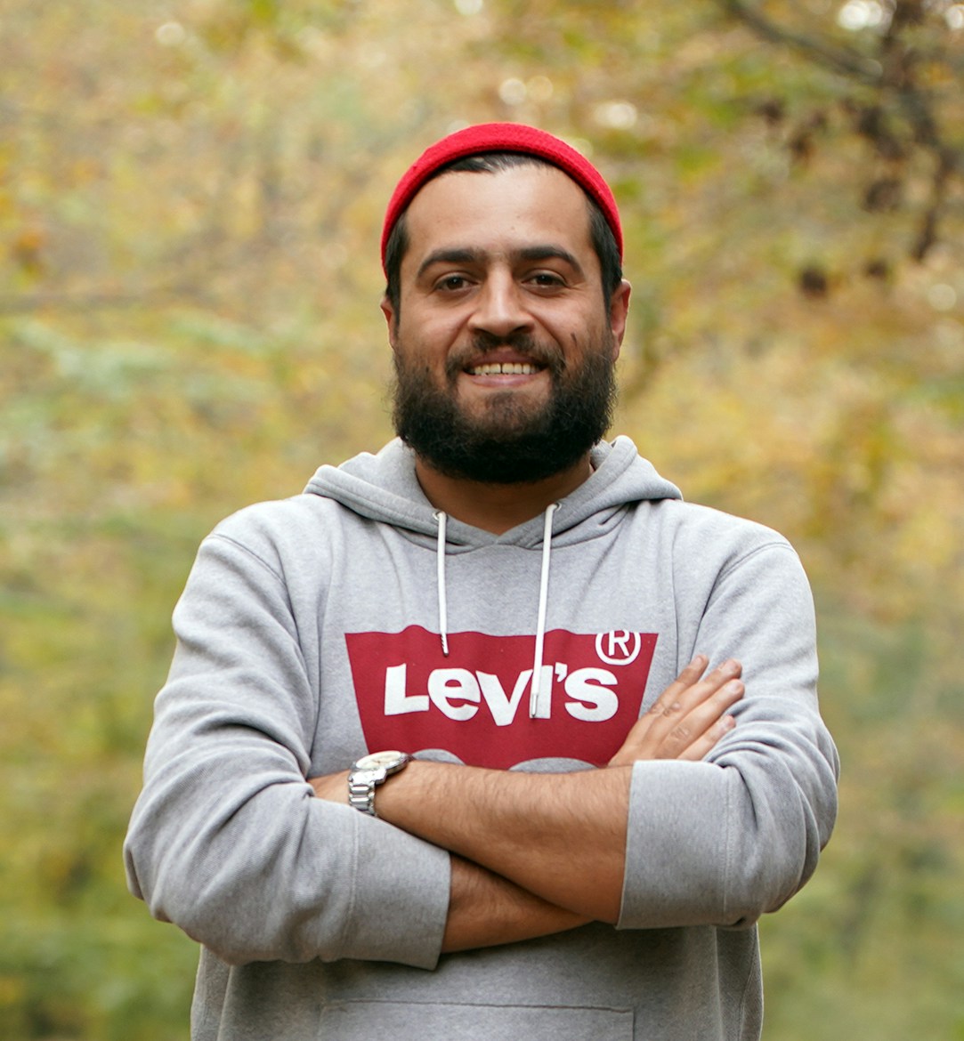 Go to ebrahim memarian's profile