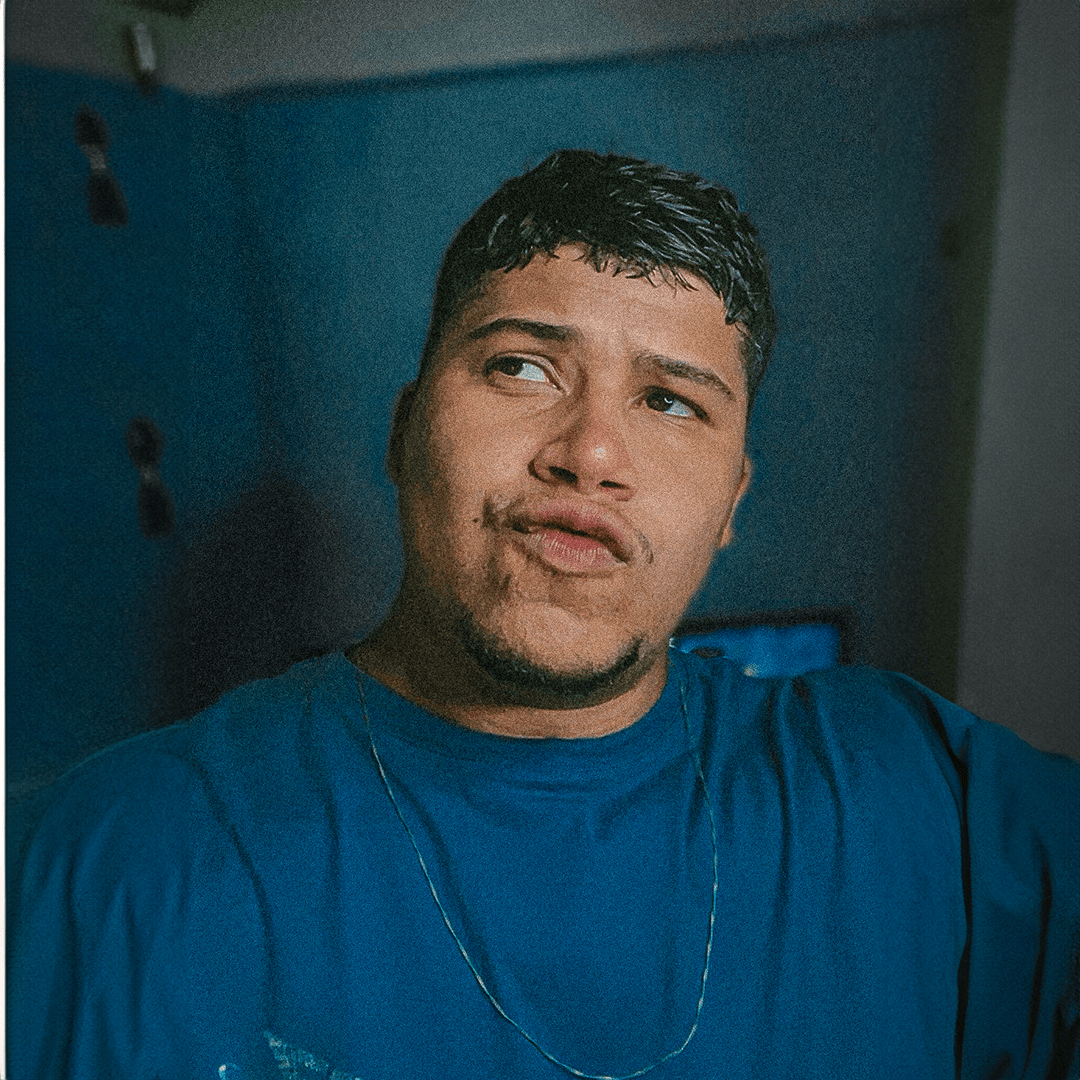 Go to Luciano Oliveira's profile