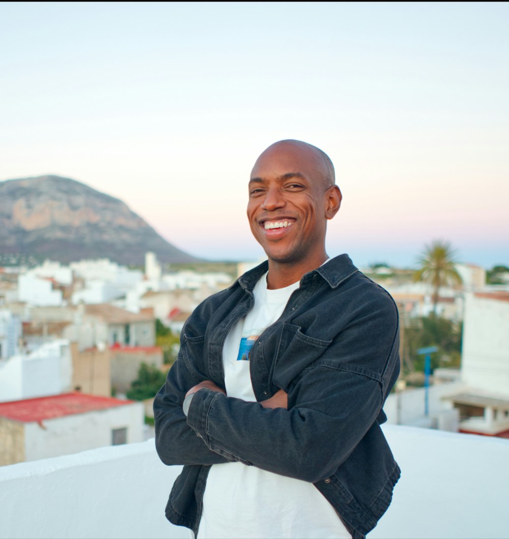 Go to miguel sinisterra's profile