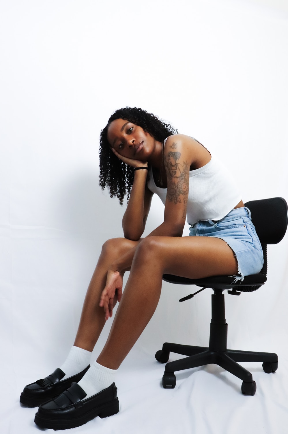 Buka profil Erynn Wakefield