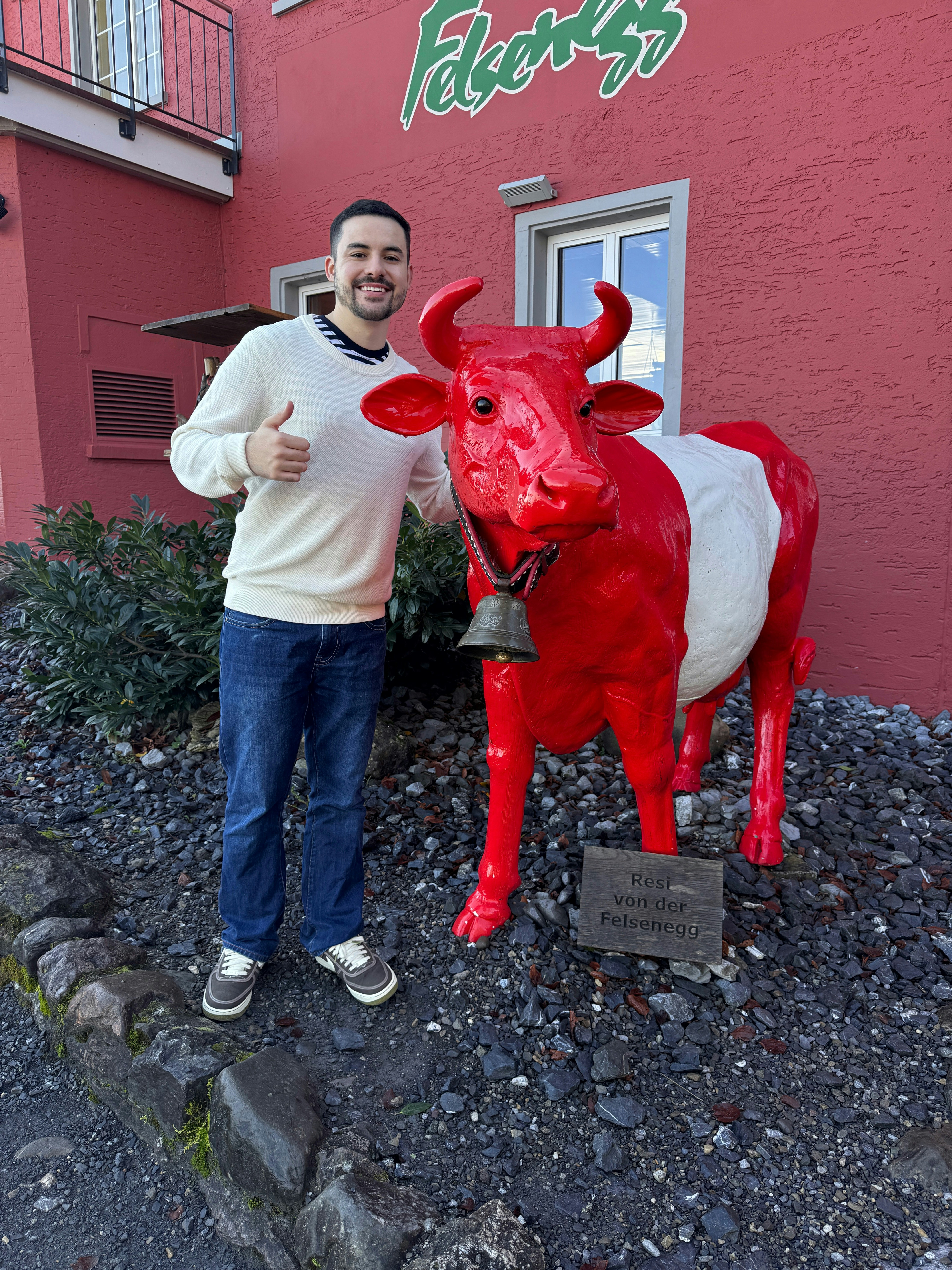 Go to Lucas Faria's profile