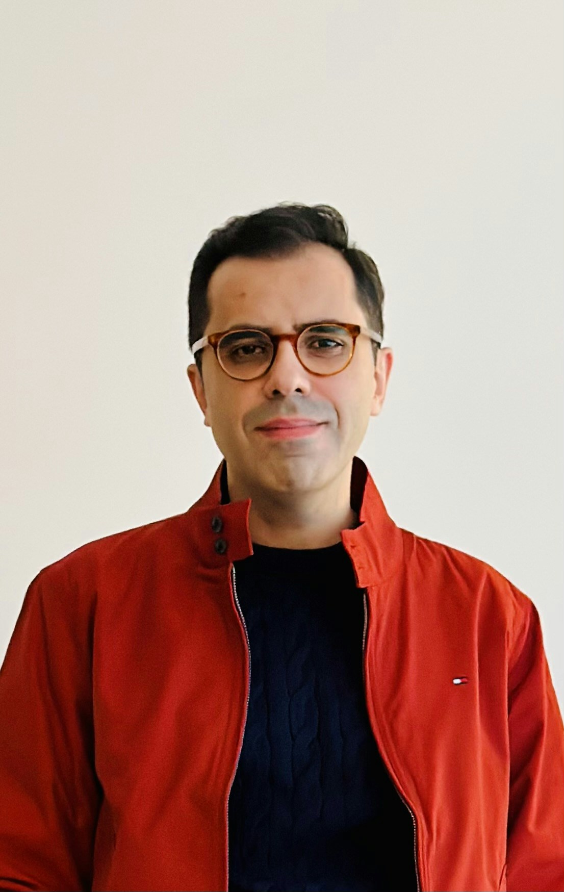 Avatar of user Reza Bina