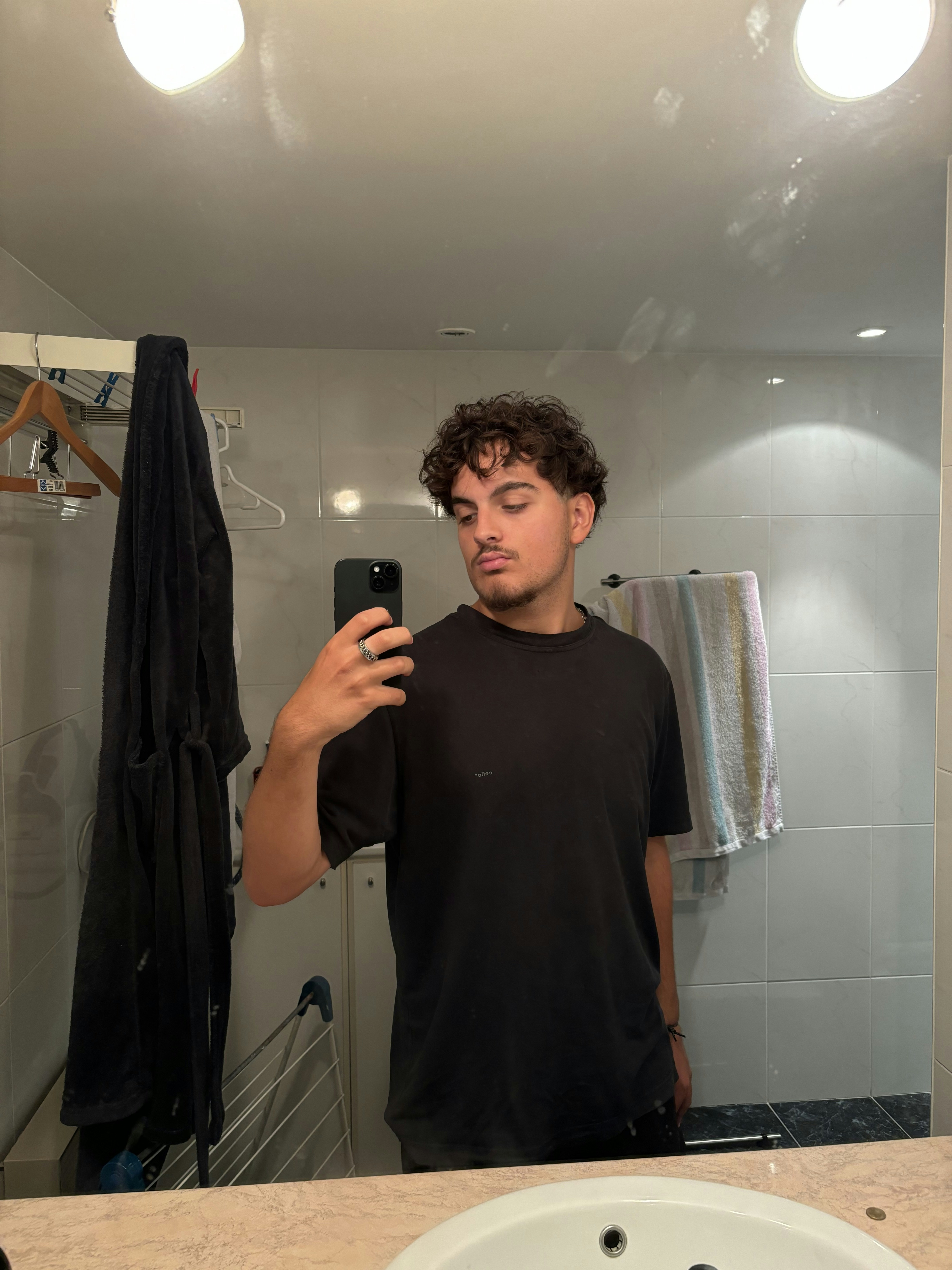 Go to Eliott Chatauret's profile