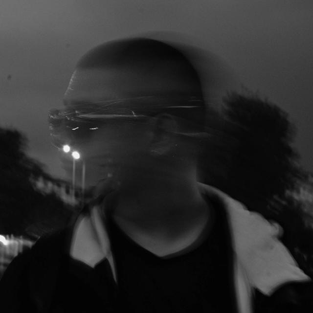 Accéder au profil de Özgür Avşar