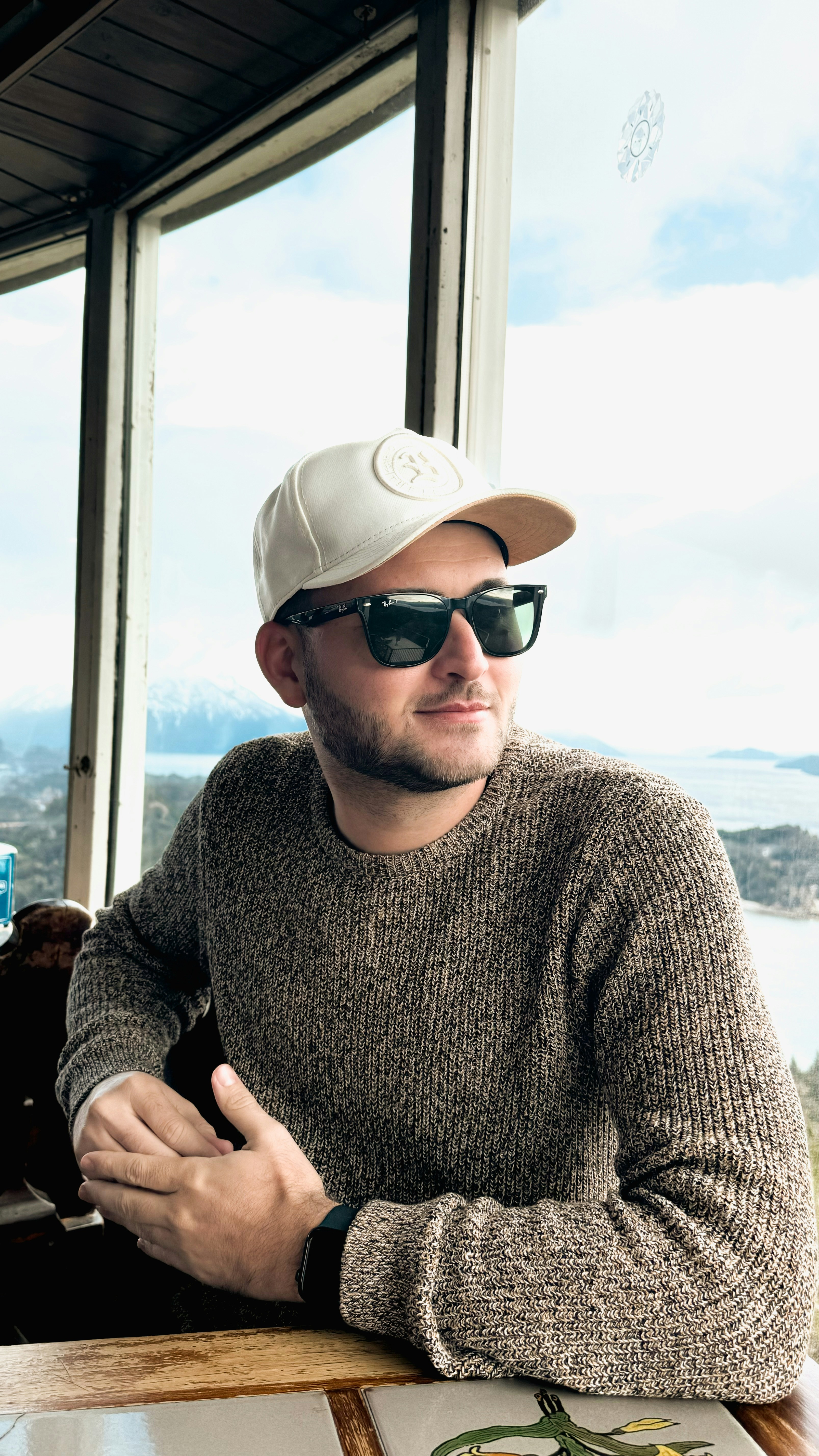 Go to Hugo Fabricio's profile