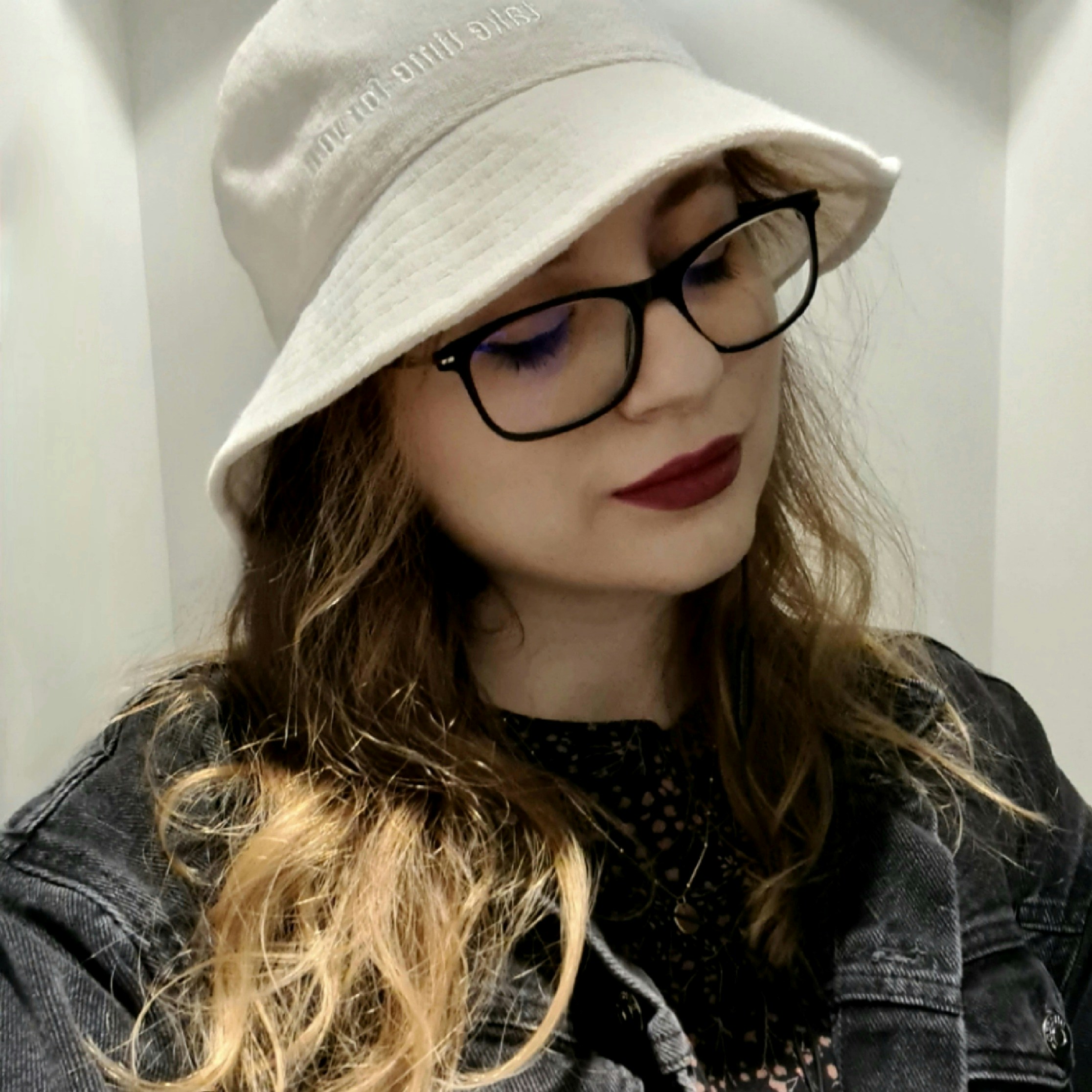 Go to Andreea V's profile