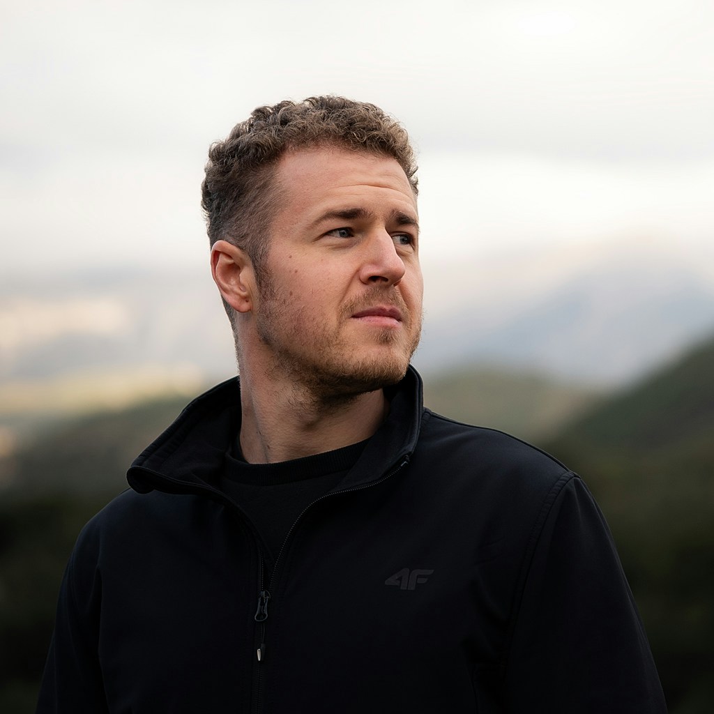 Go to Vlad Lypo's profile