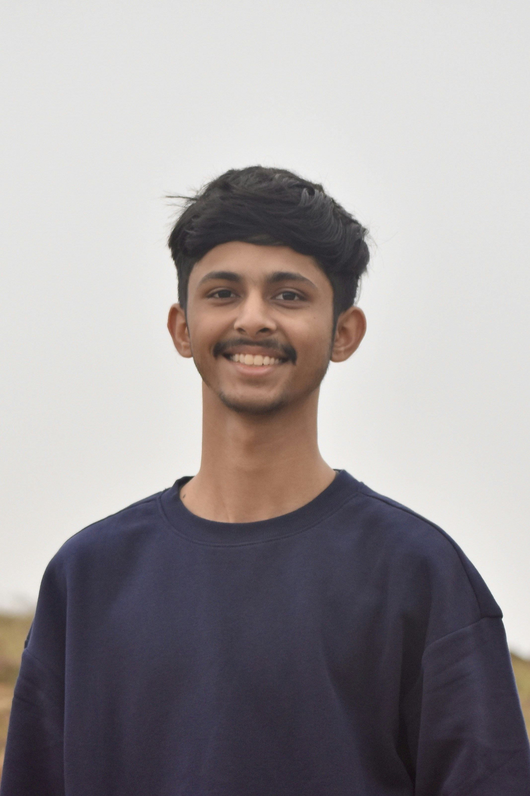 Buka profil Hitesh Meta