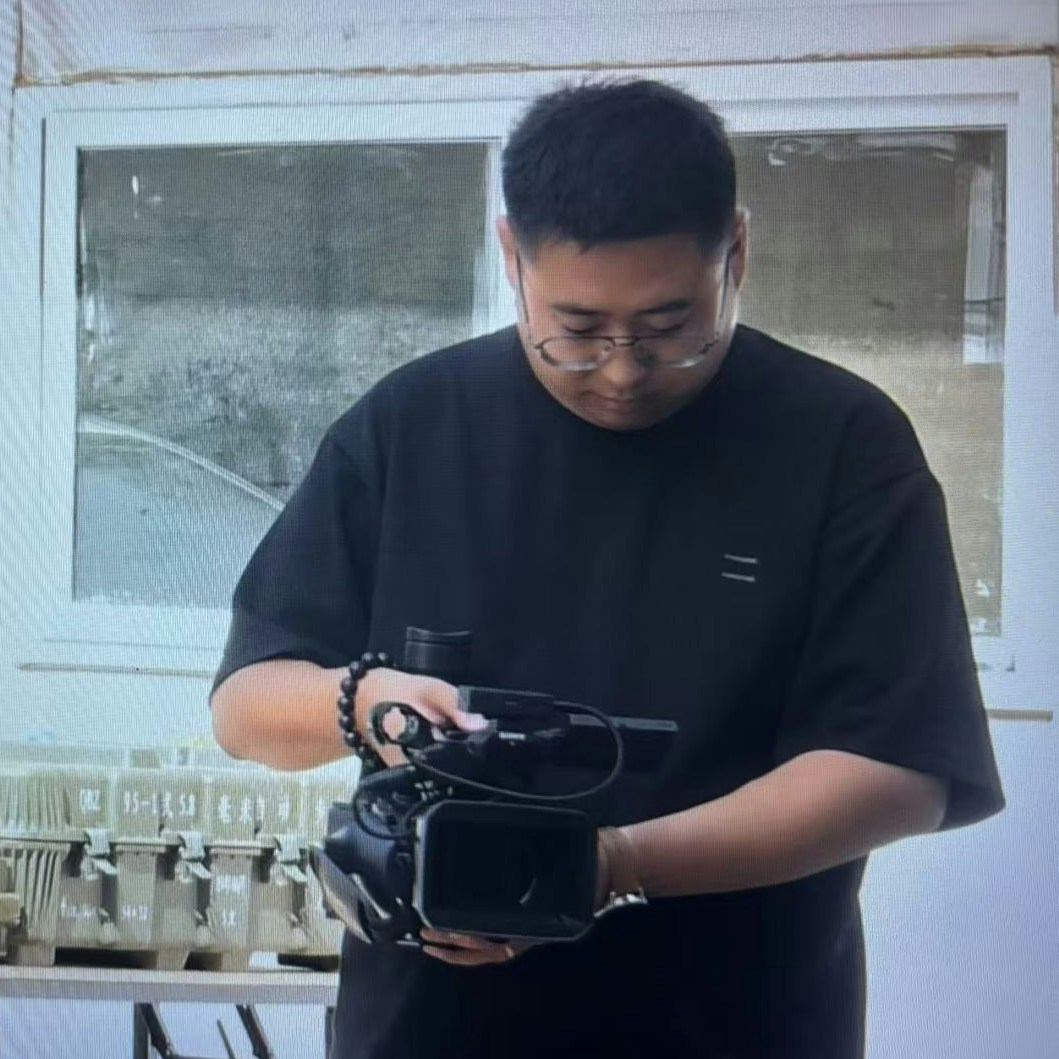 Go to 张 学欢's profile