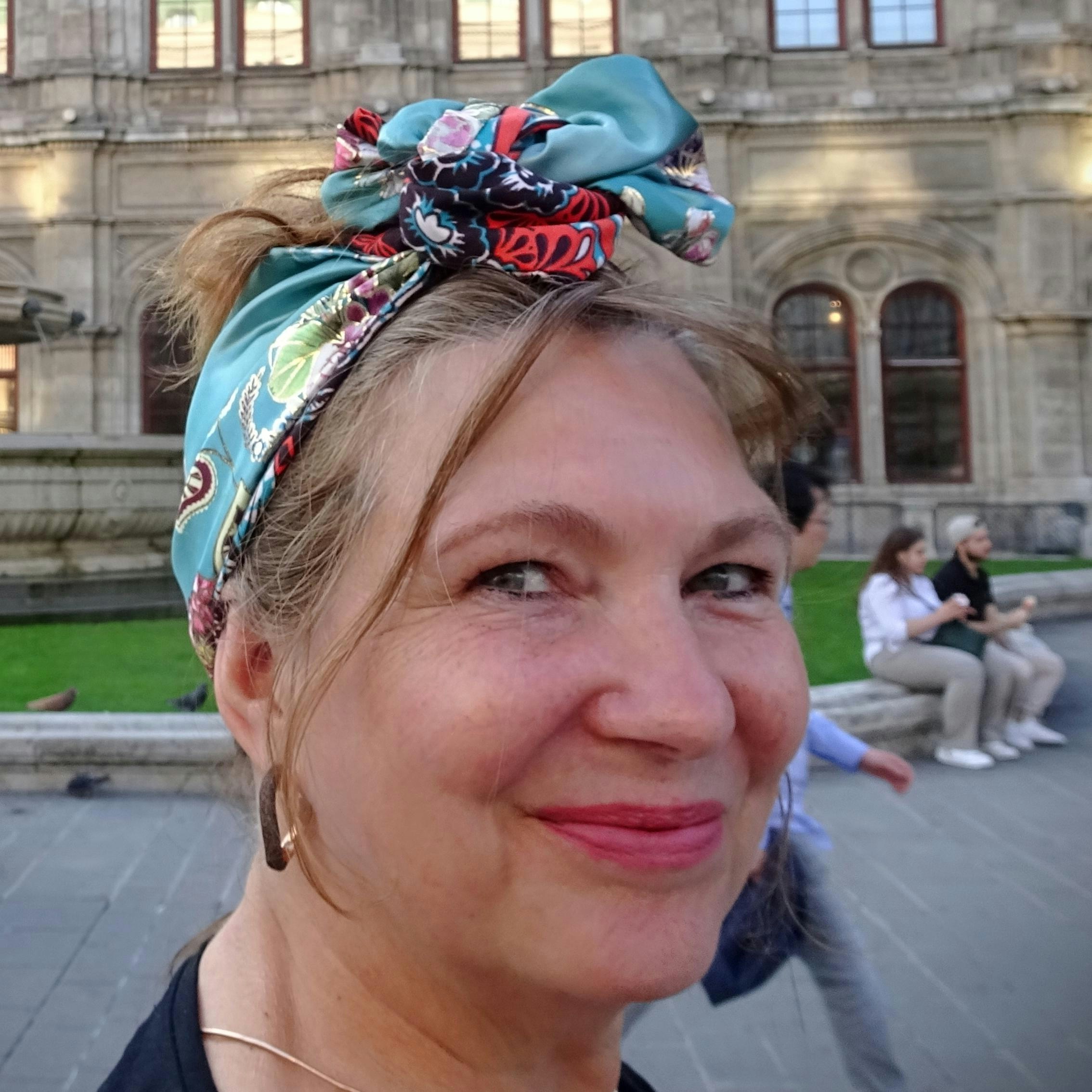 Go to Daniela Shams's profile