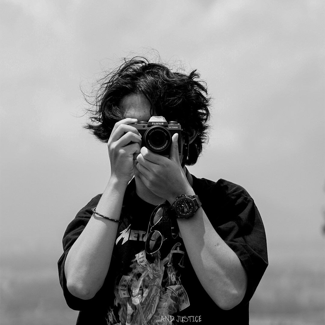 Unsplash profile picture for @hanura