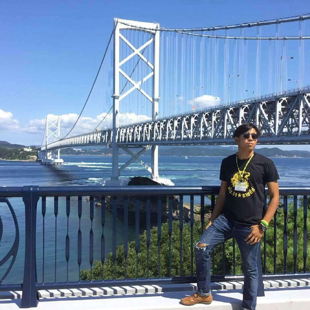 Go to Wanasanan Phonnaun's profile