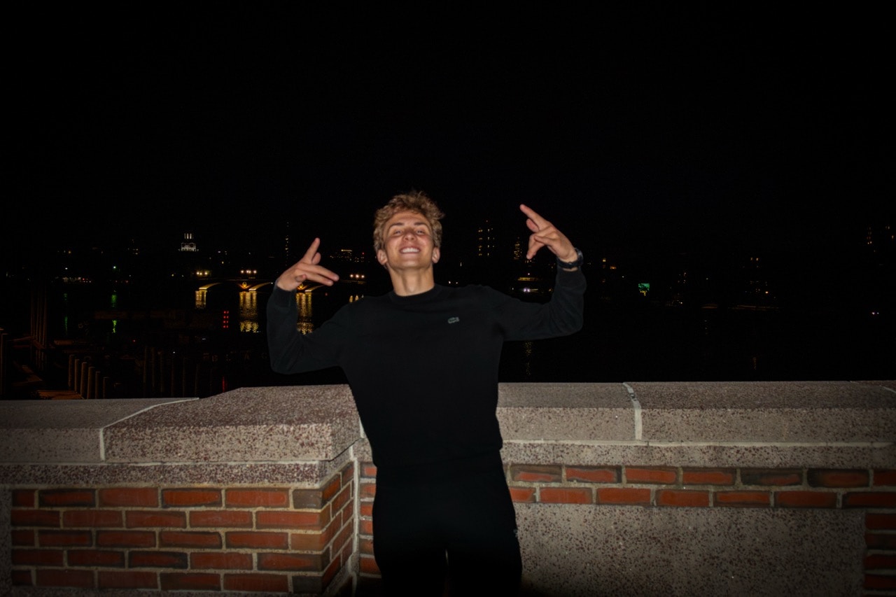 Avatar of user Mike Kuzmidi