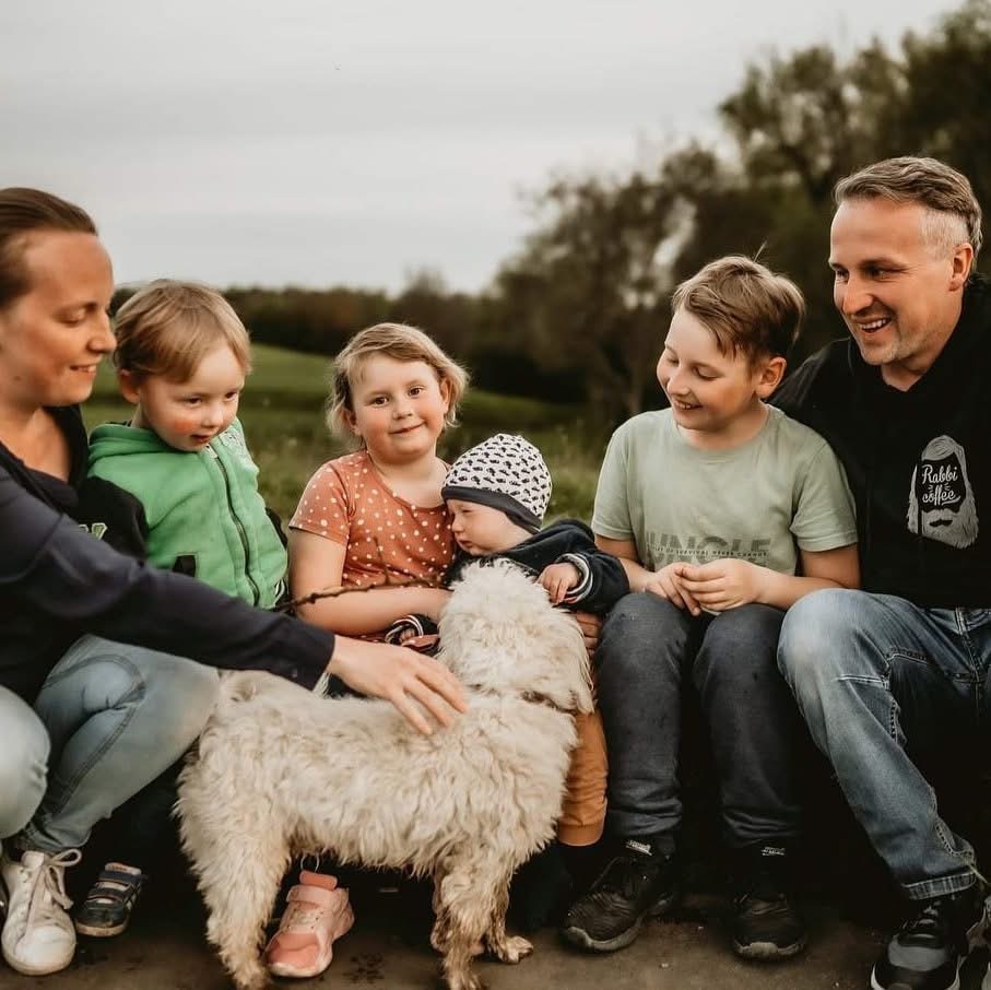 Go to Peter Dlhy's profile