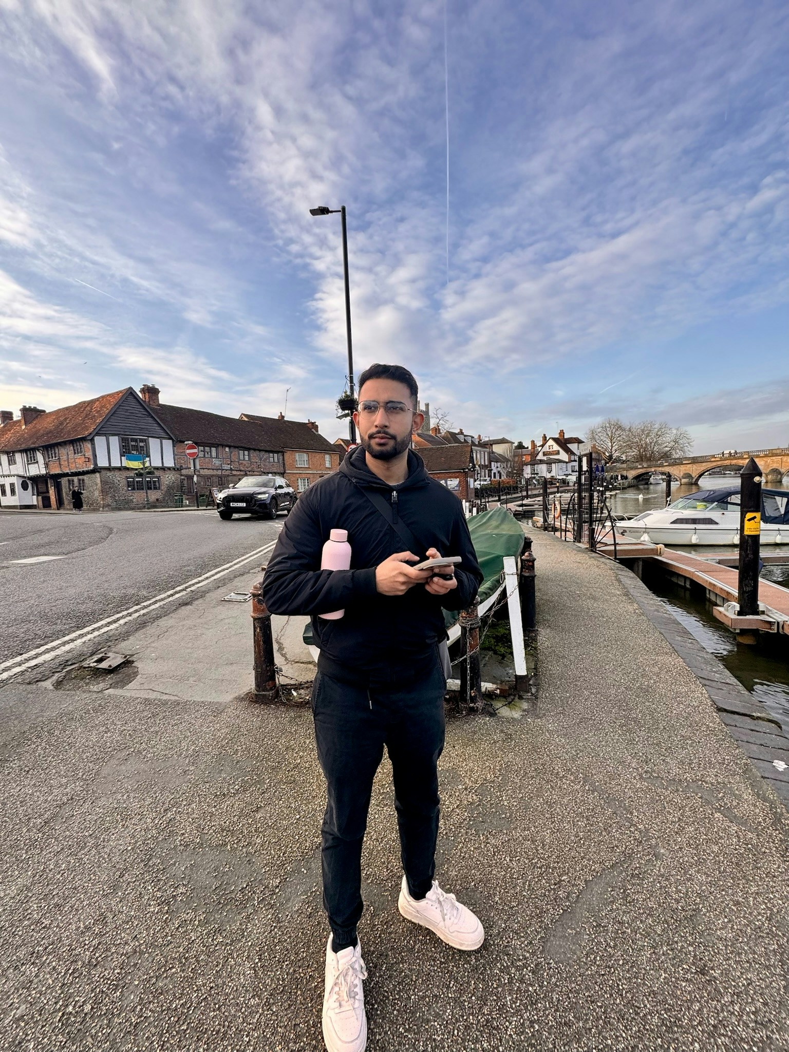 Go to Nasir Younis's profile