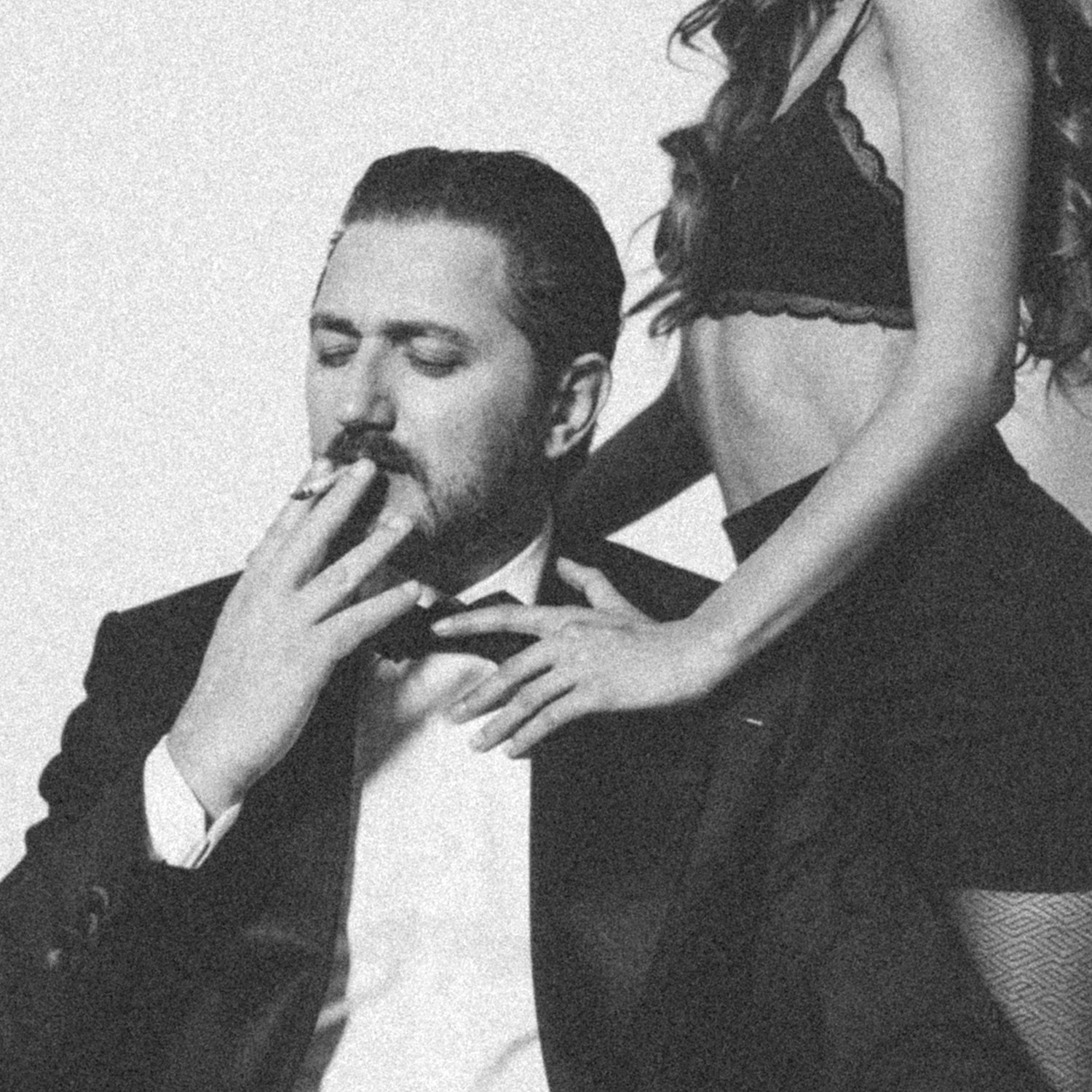 Ve al perfil de Zoran Zonde Stojanovski