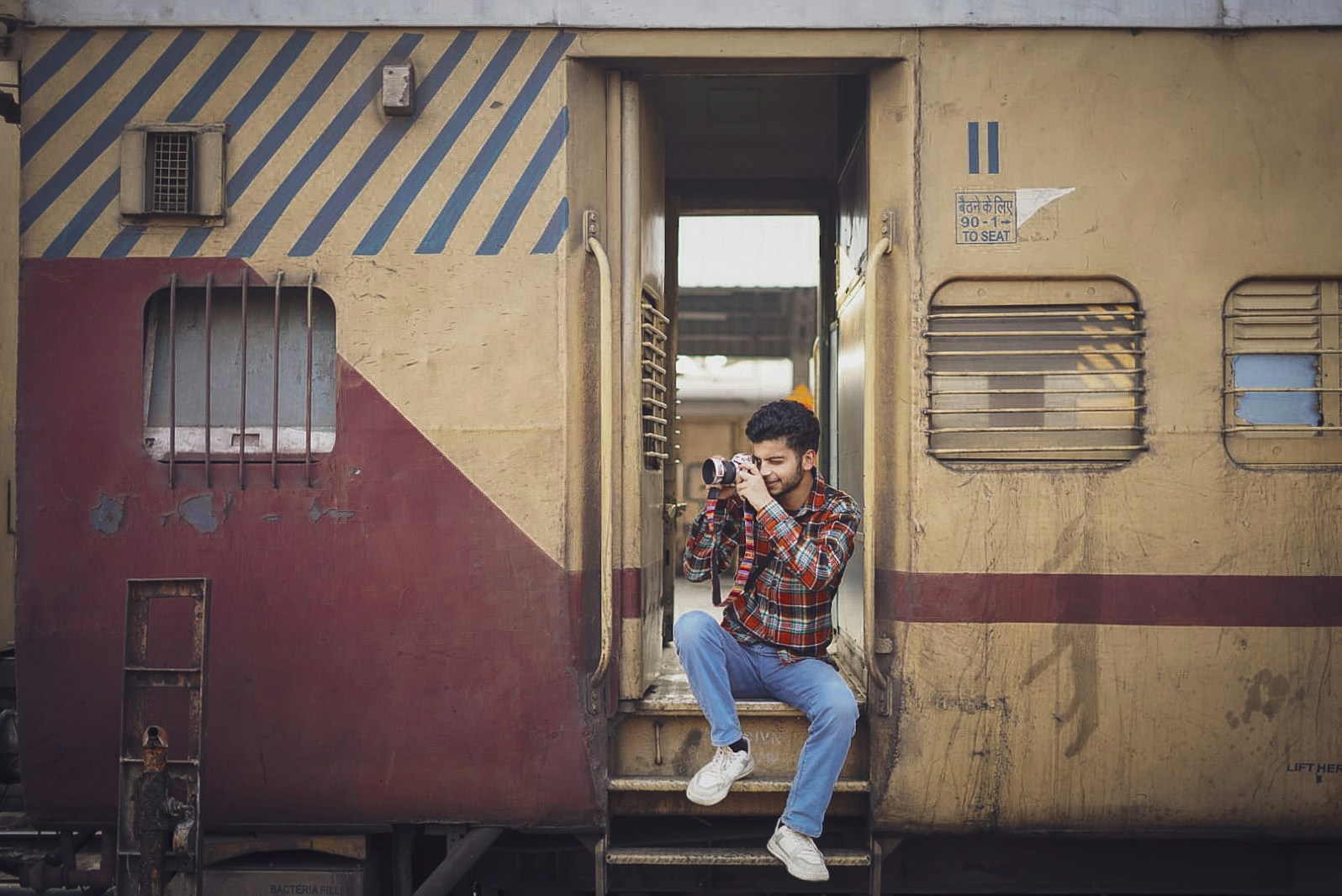 Go to Mir Saqlain Ashraf's profile